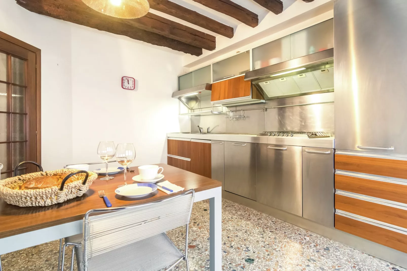 Paradiso-Kitchen