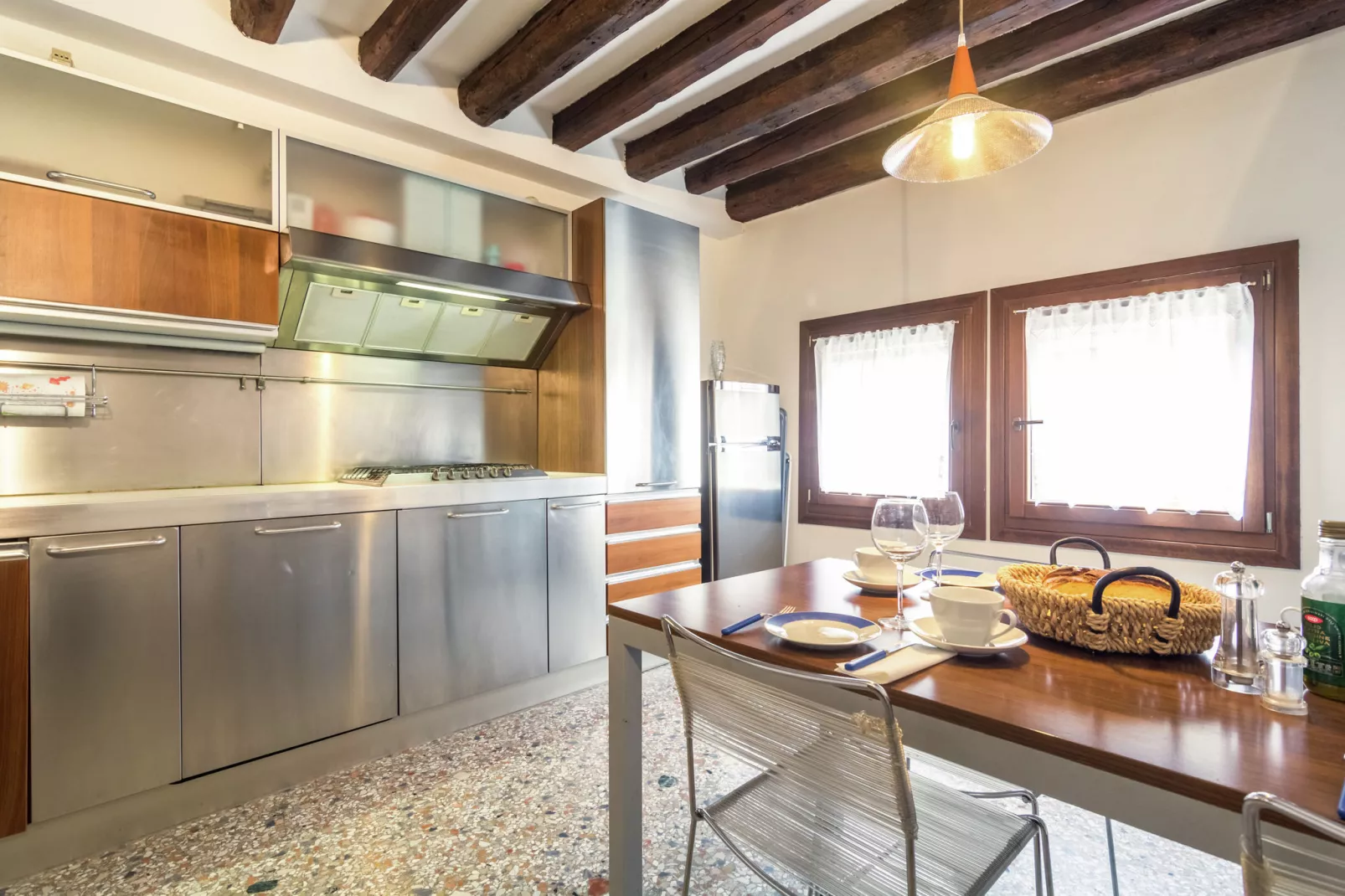Paradiso-Kitchen