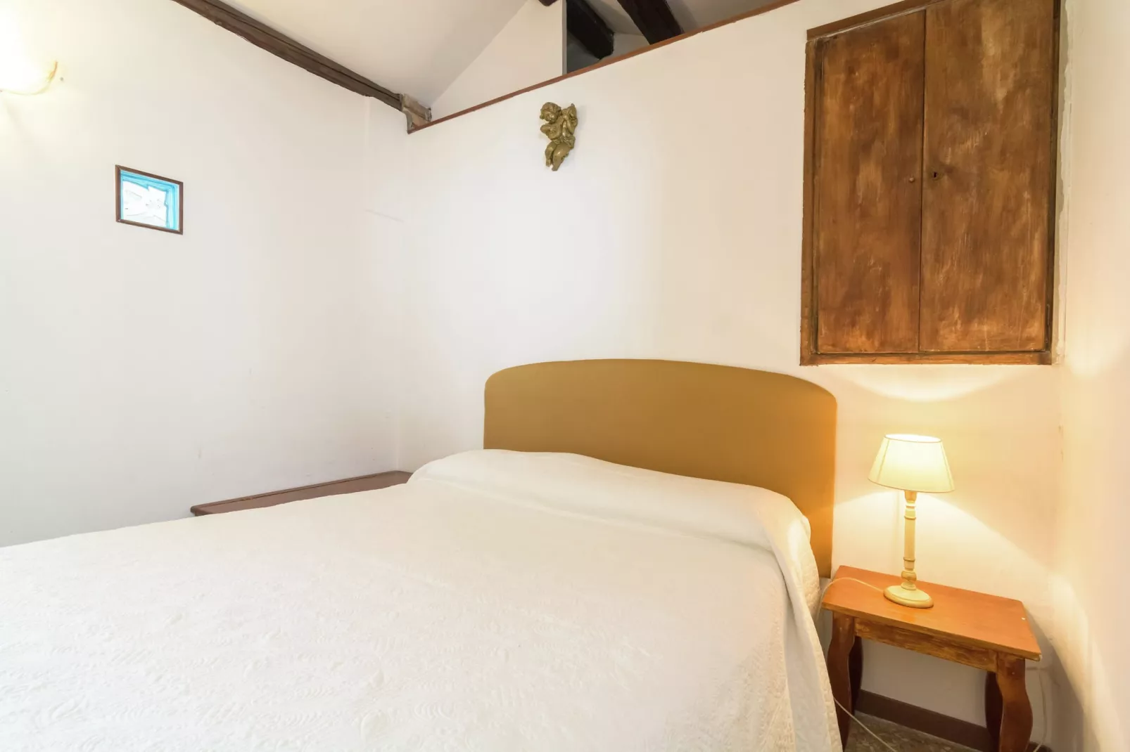 Paradiso-Bedroom