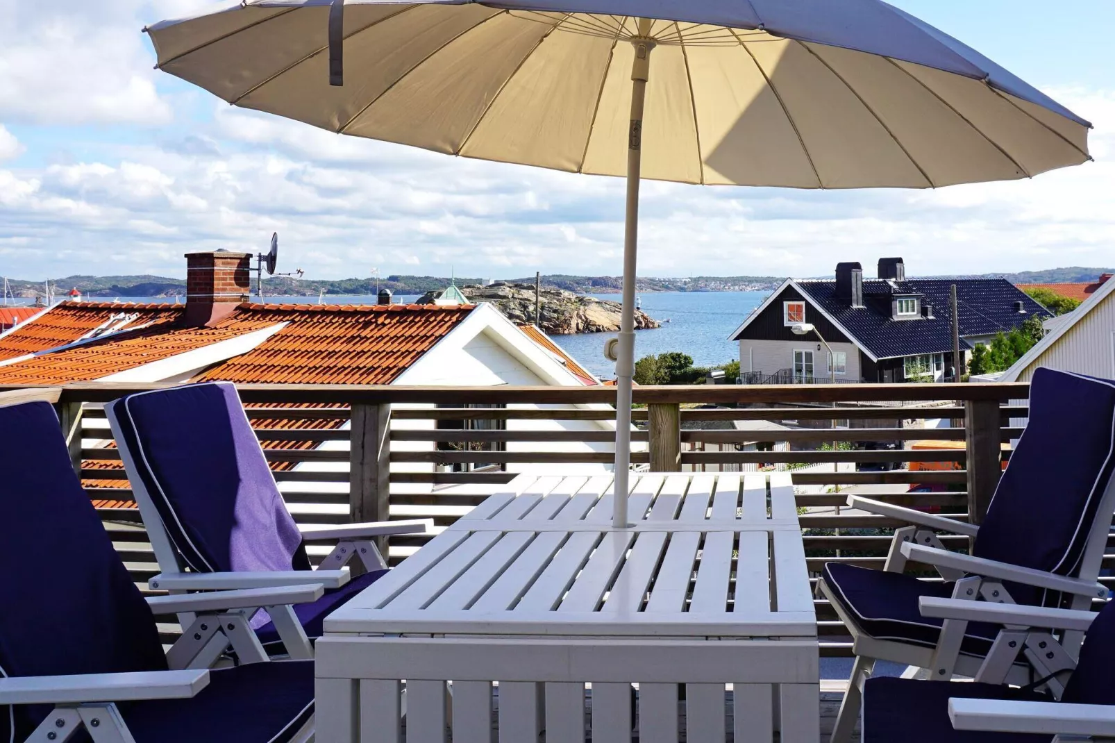 4 person holiday home in LYSEKIL-By Traum