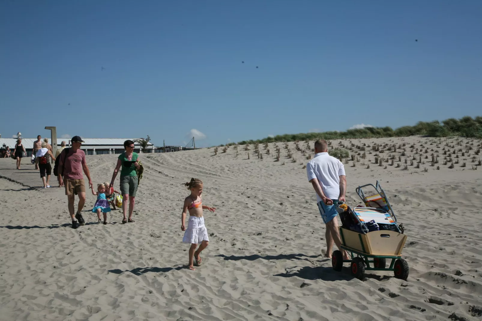 Vakantiepark De Heeren van 's Gravensande 2-Areas summer 1km