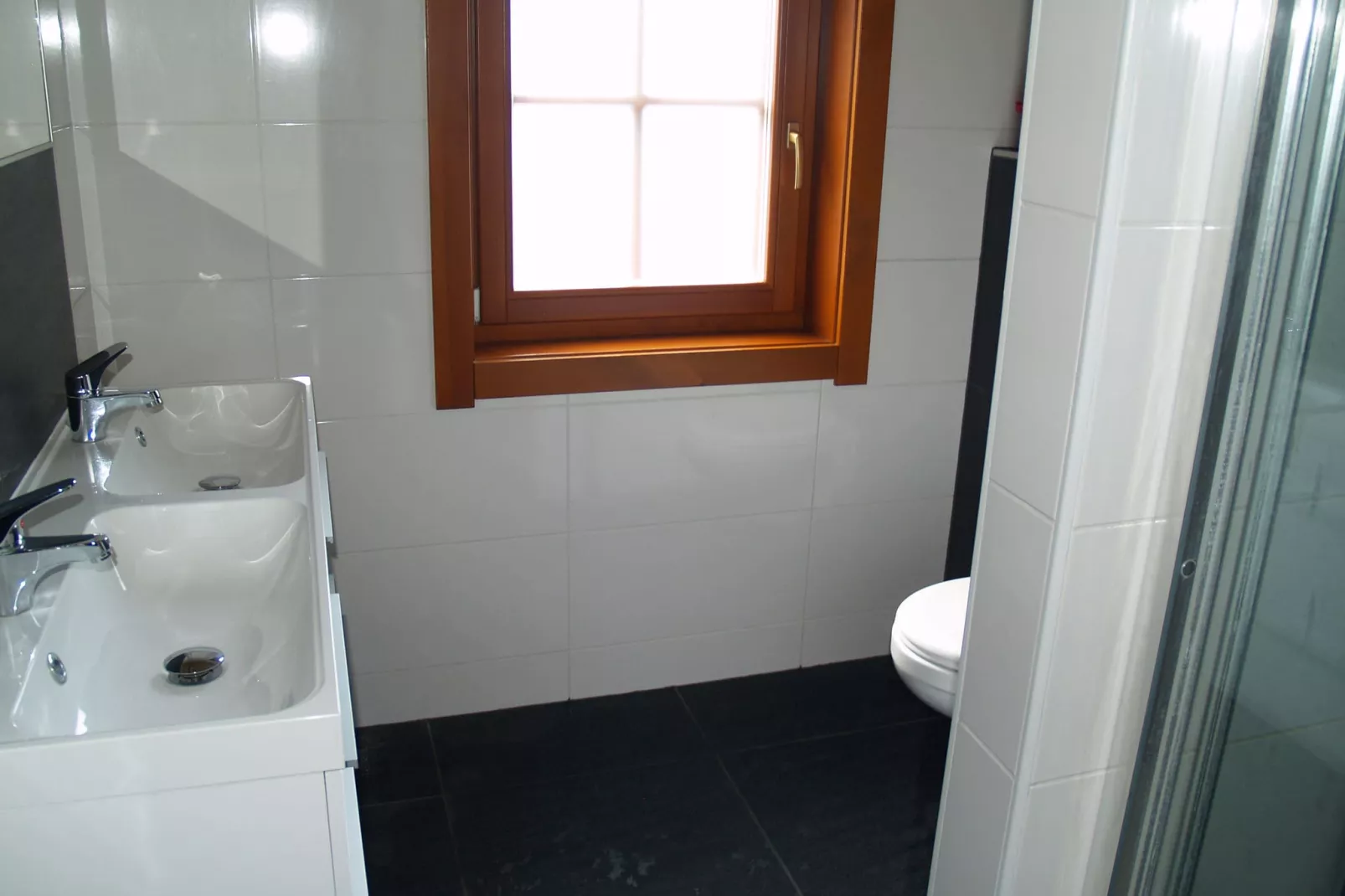 Resort De Achterhoek 8-Bathroom