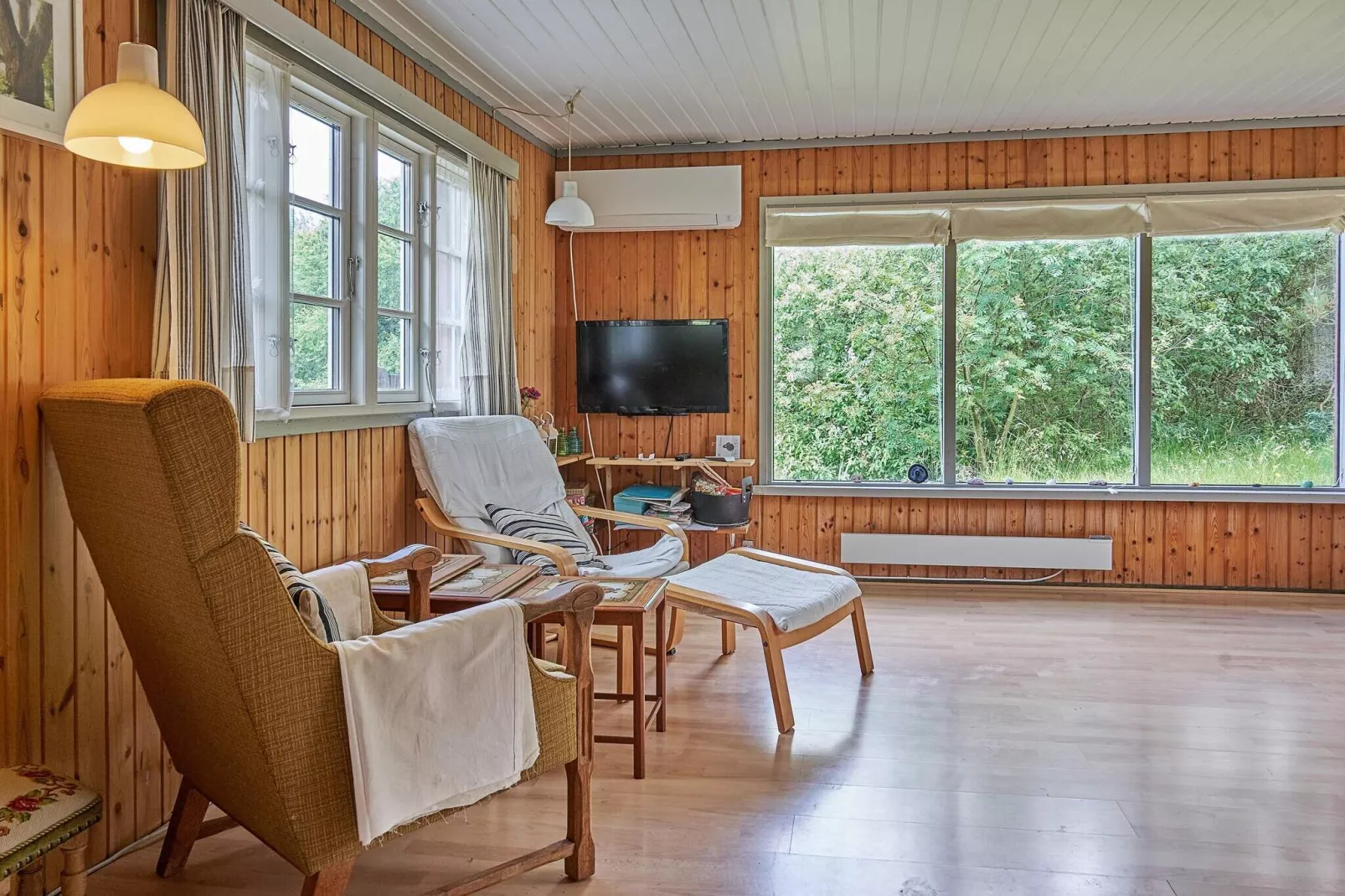 Secluded Retreat by Limfjorden - By Traum Ferienwohnungen-Indoor