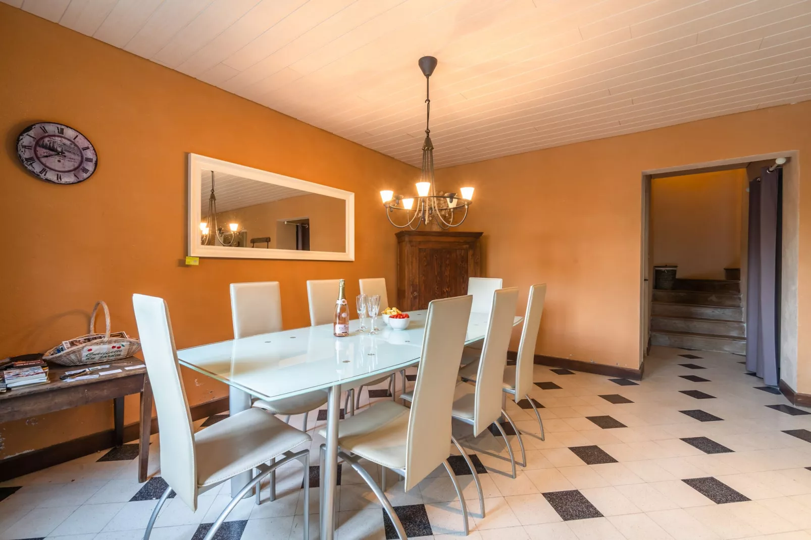Le Garric-Dining room