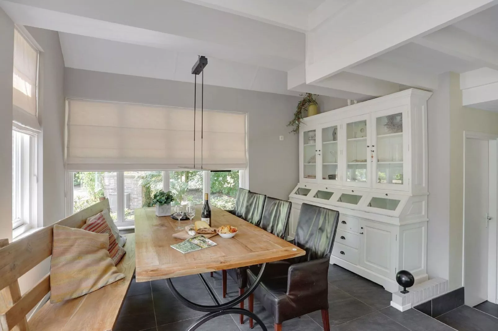 Vakantiepark Sandberghe 2-Dining room