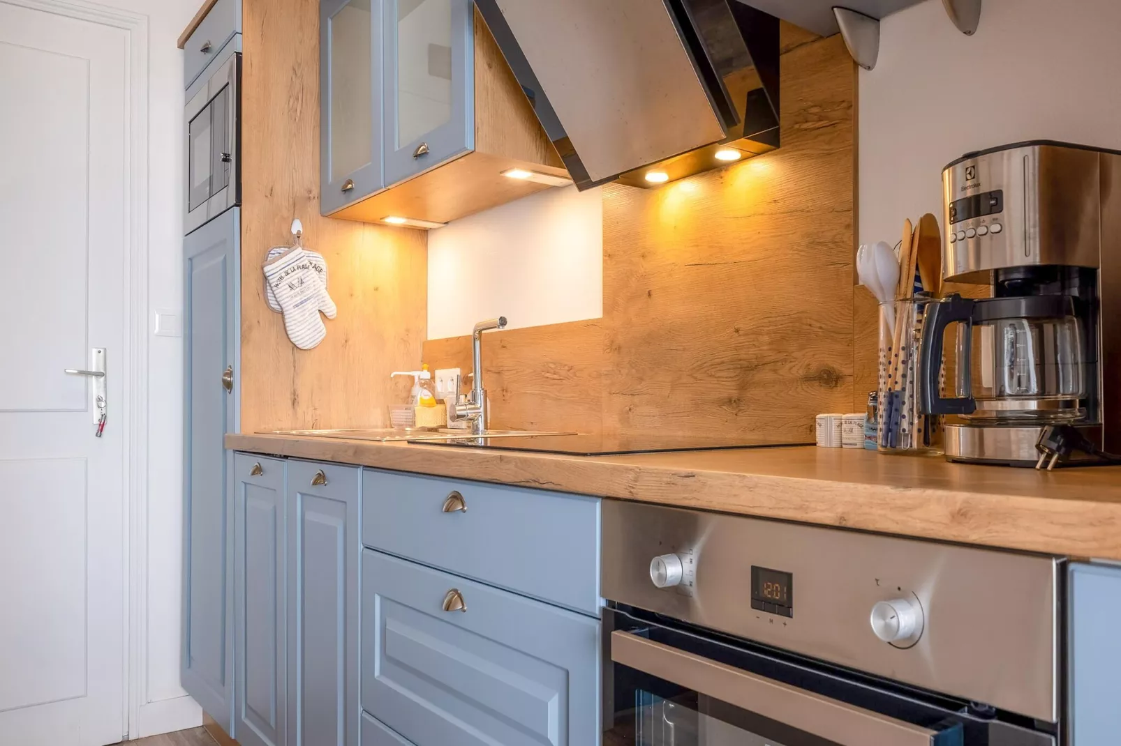 APPARTEMENT DUPLEX CHEZ LAURETTE-Kitchen