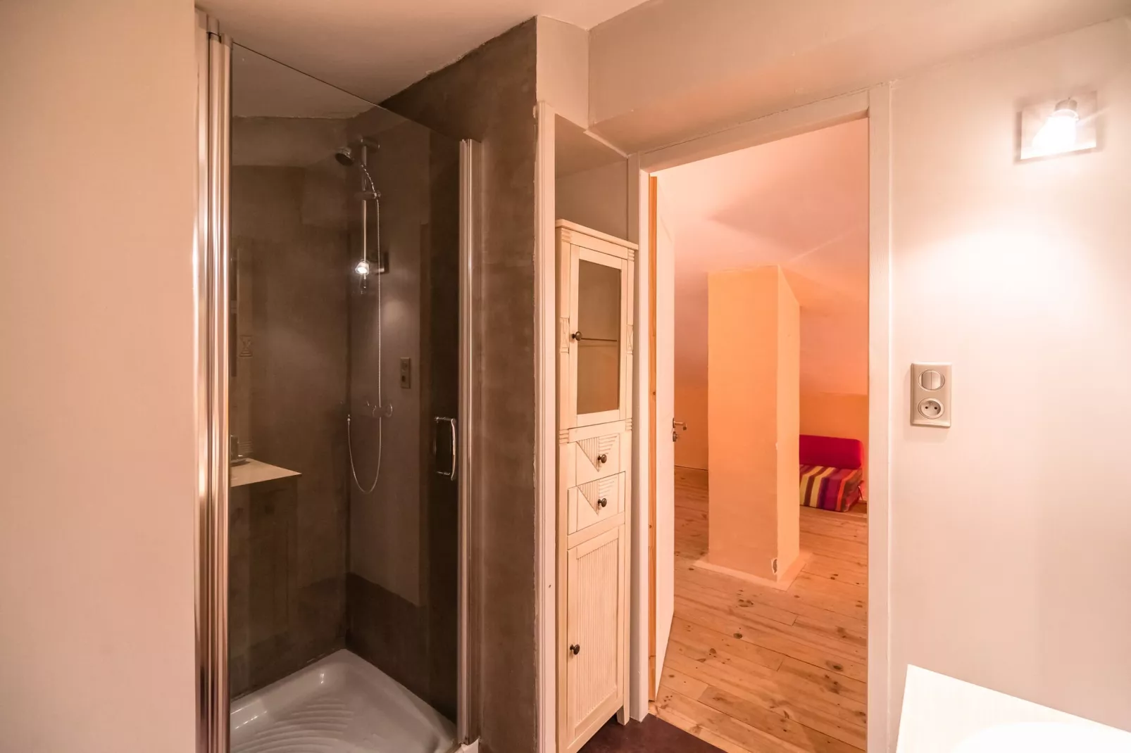 Le Garric-Bathroom