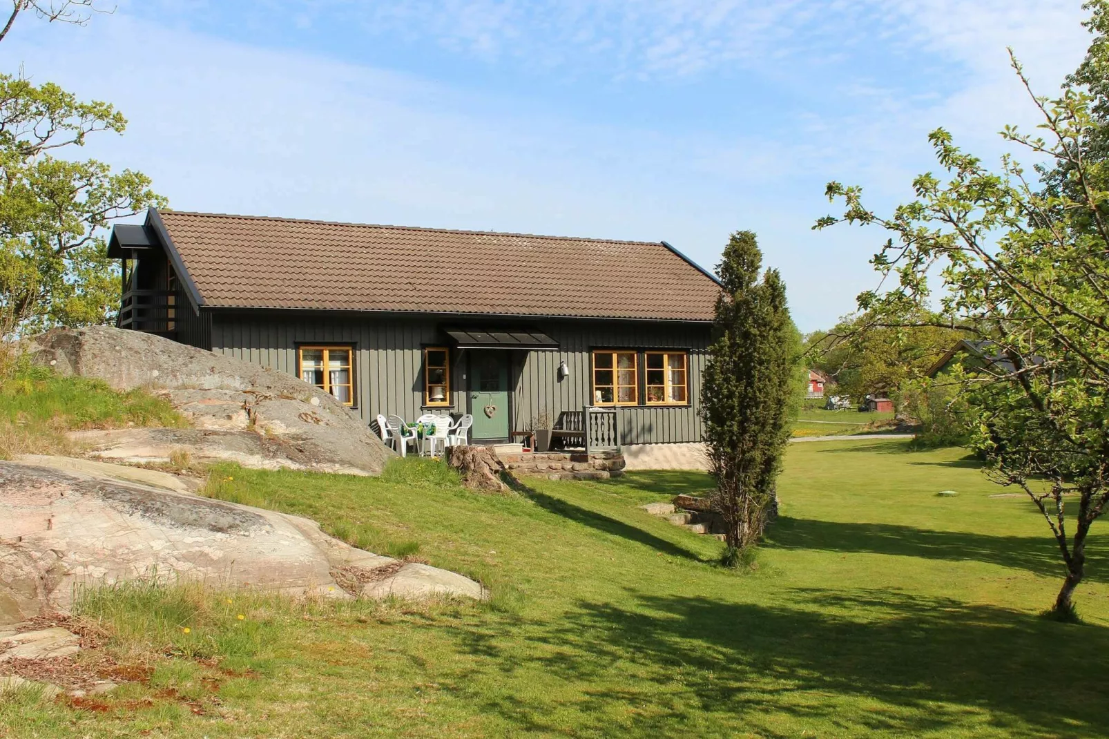 5 person holiday home in ASKERÖARNA-By Traum-Outdoor