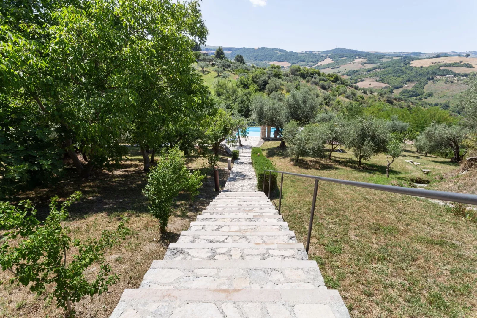 Oleandro 1-View summer