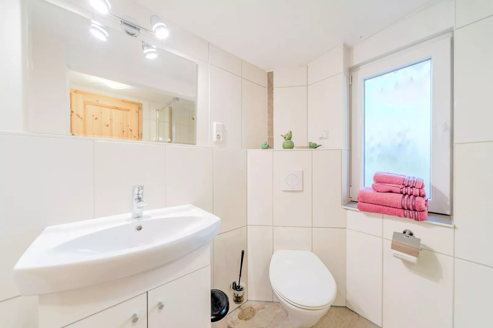 Holiday home with terrace next to the forest-Bathroom
