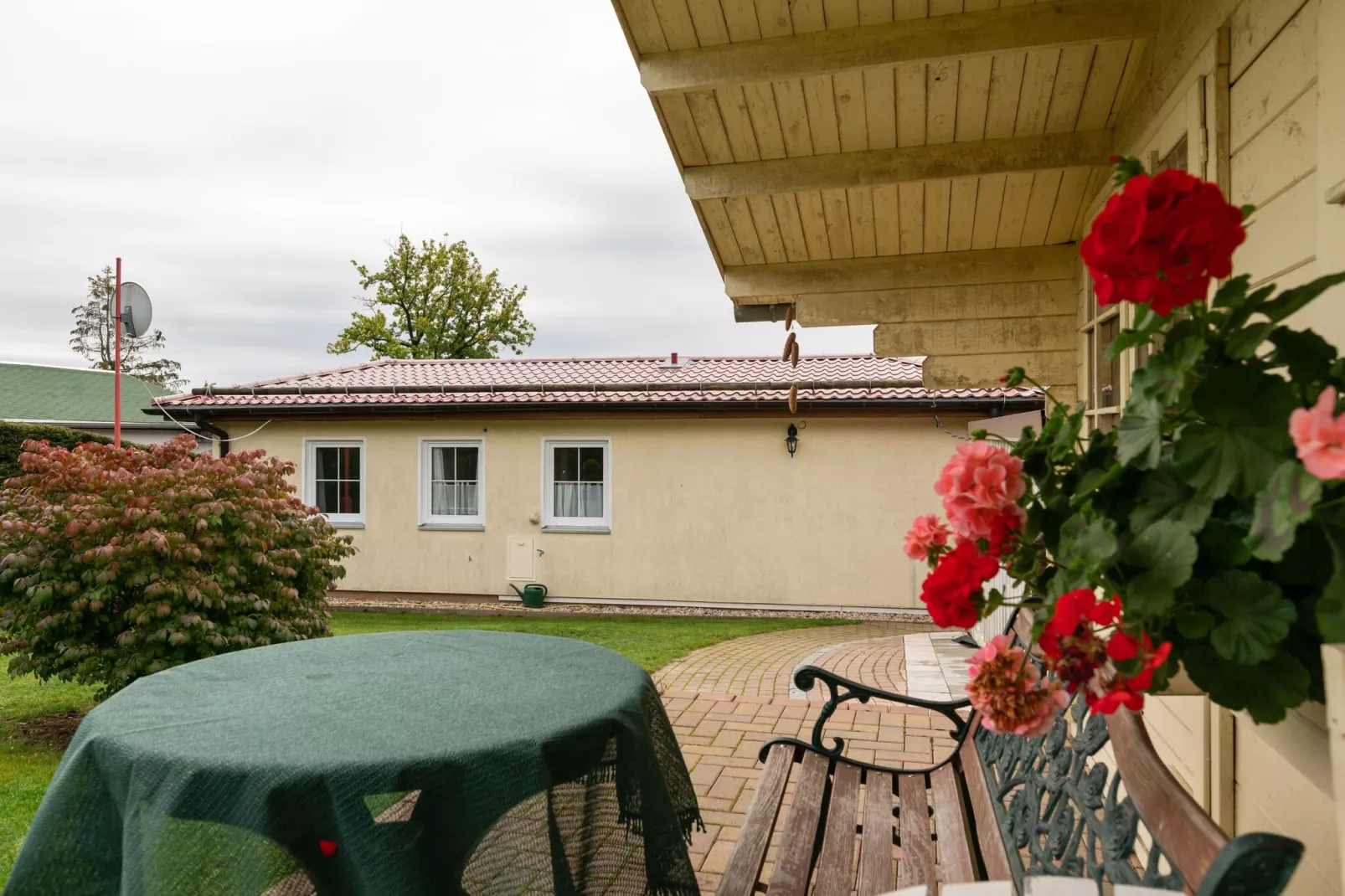 Thale-Terrace balcony