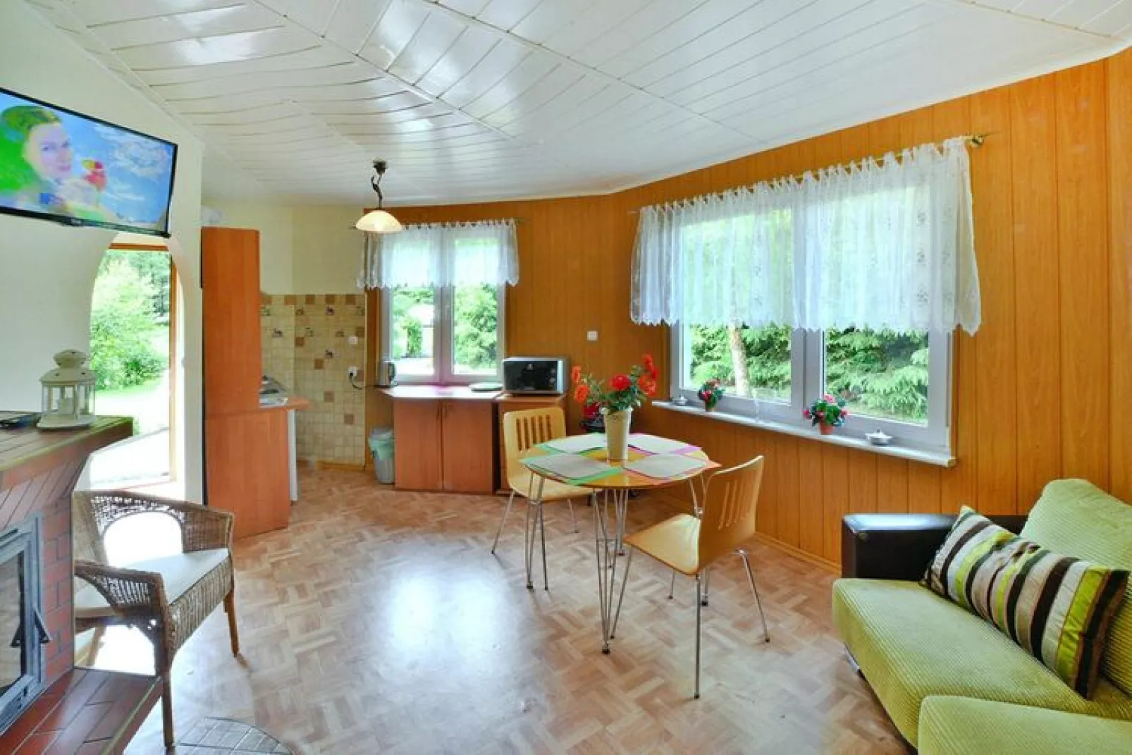 Dom na wyspie Nieżyn-Living room