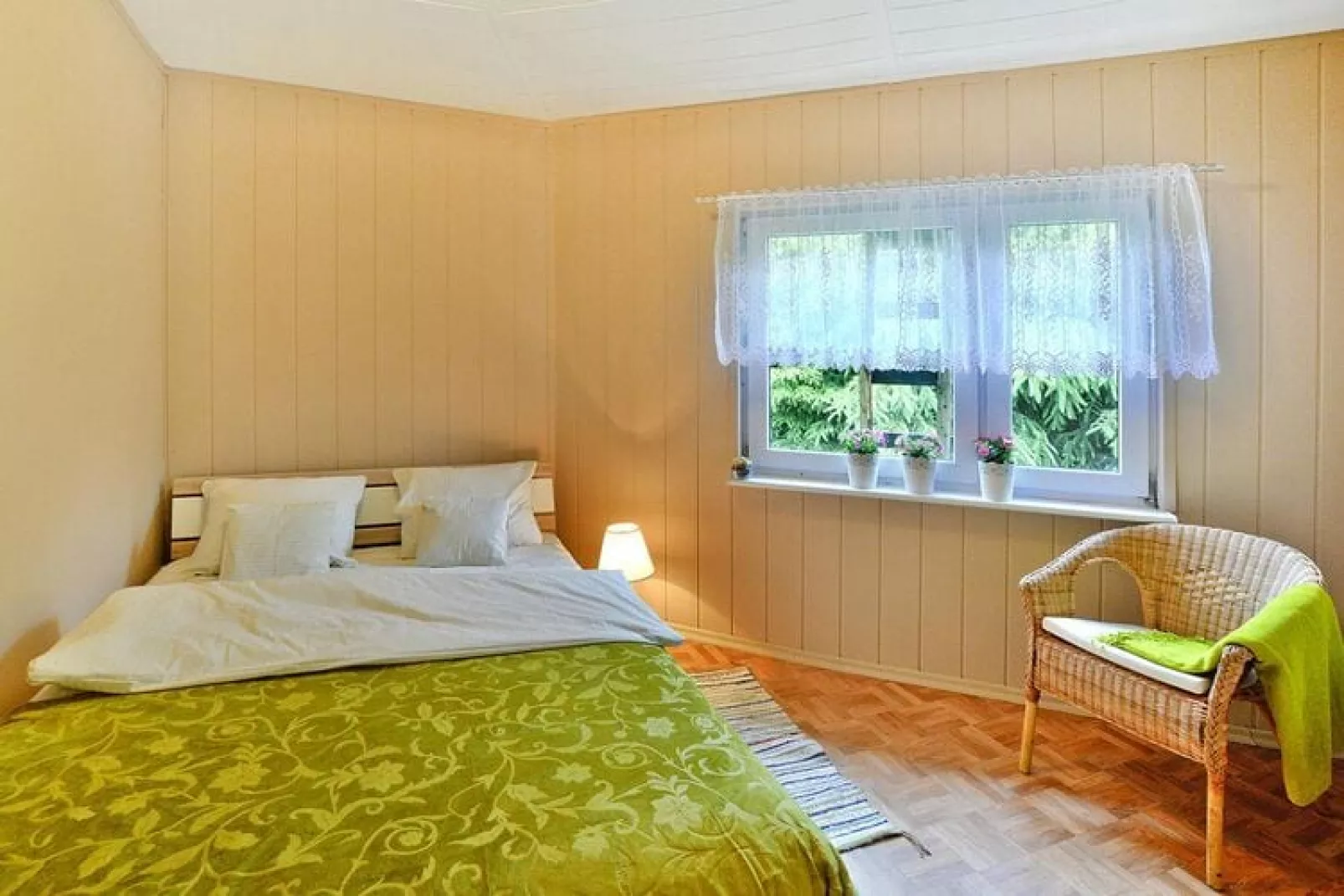 Dom na wyspie Nieżyn-Bedroom