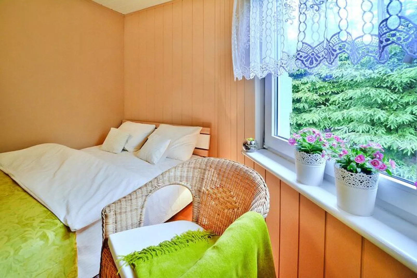 Dom na wyspie Nieżyn-Bedroom