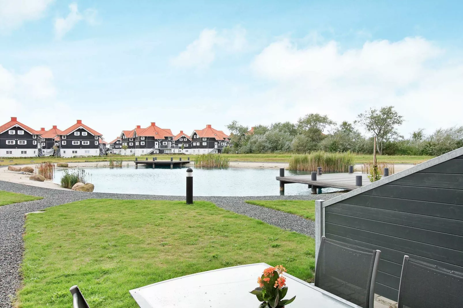BOGENSE MARINAPARK-View