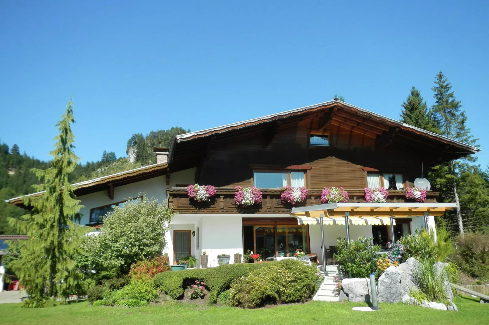 Haus Schweiger-Gärten Sommer
