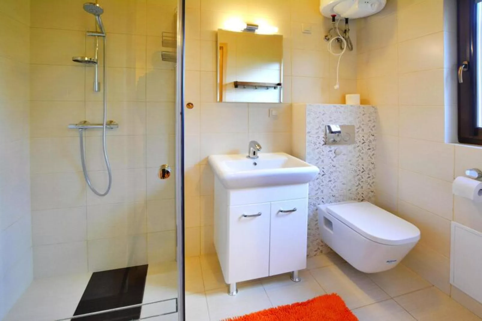 Domy wakacyjne przy Namiotowej Grzybowo-Badezimmer