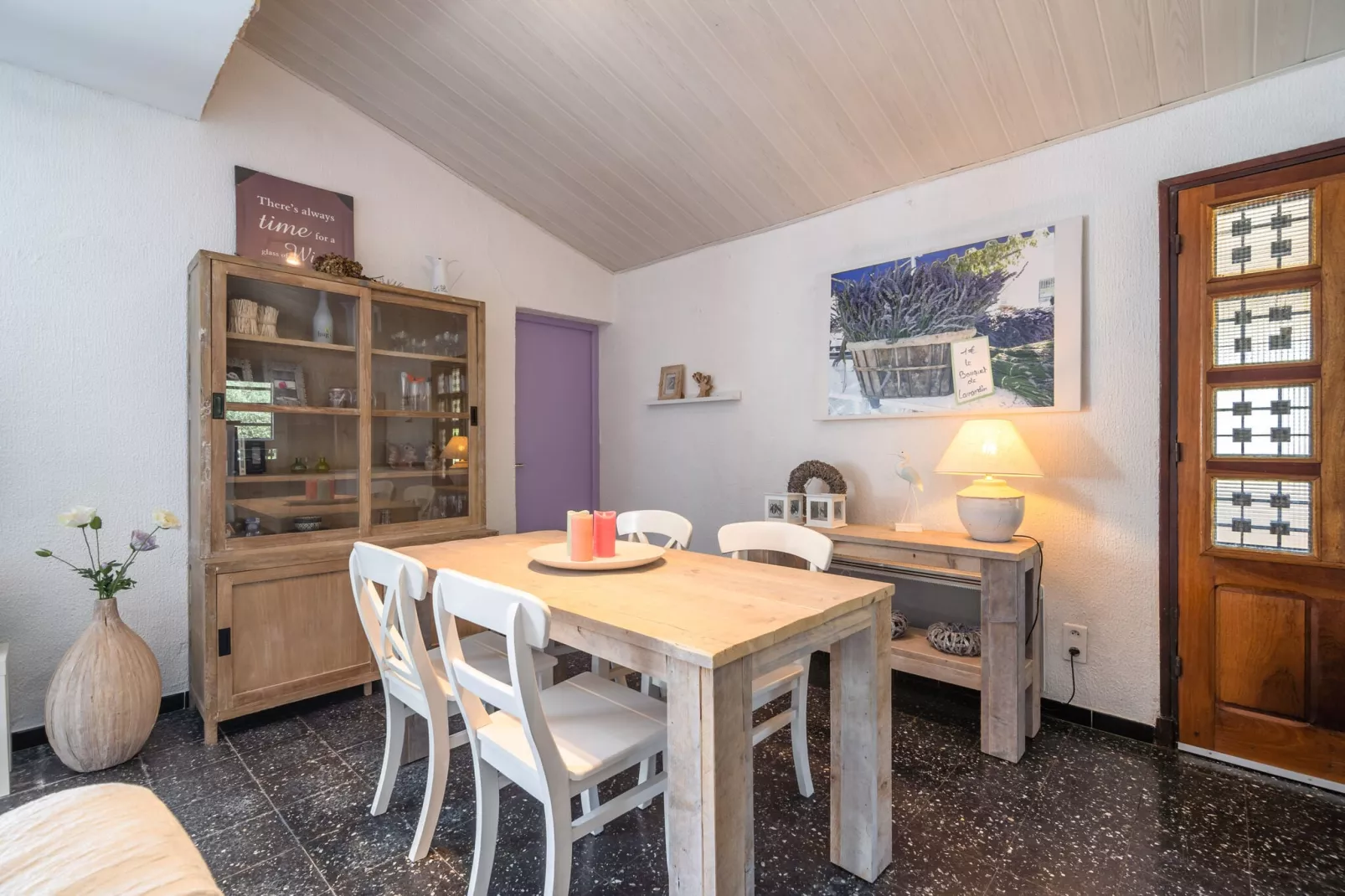 Villa Les Ecureuils-Dining room