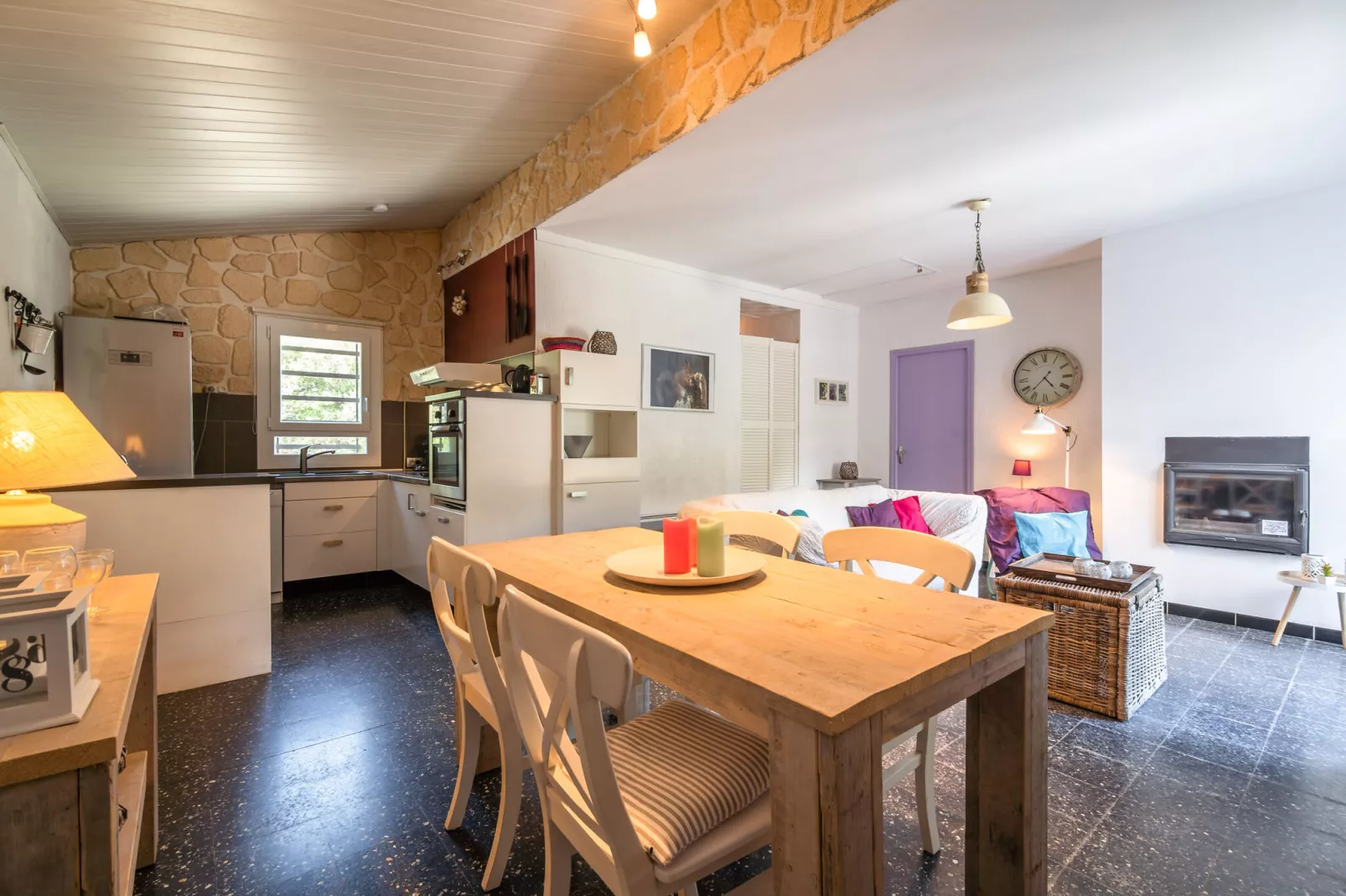 Villa Les Ecureuils-Dining room