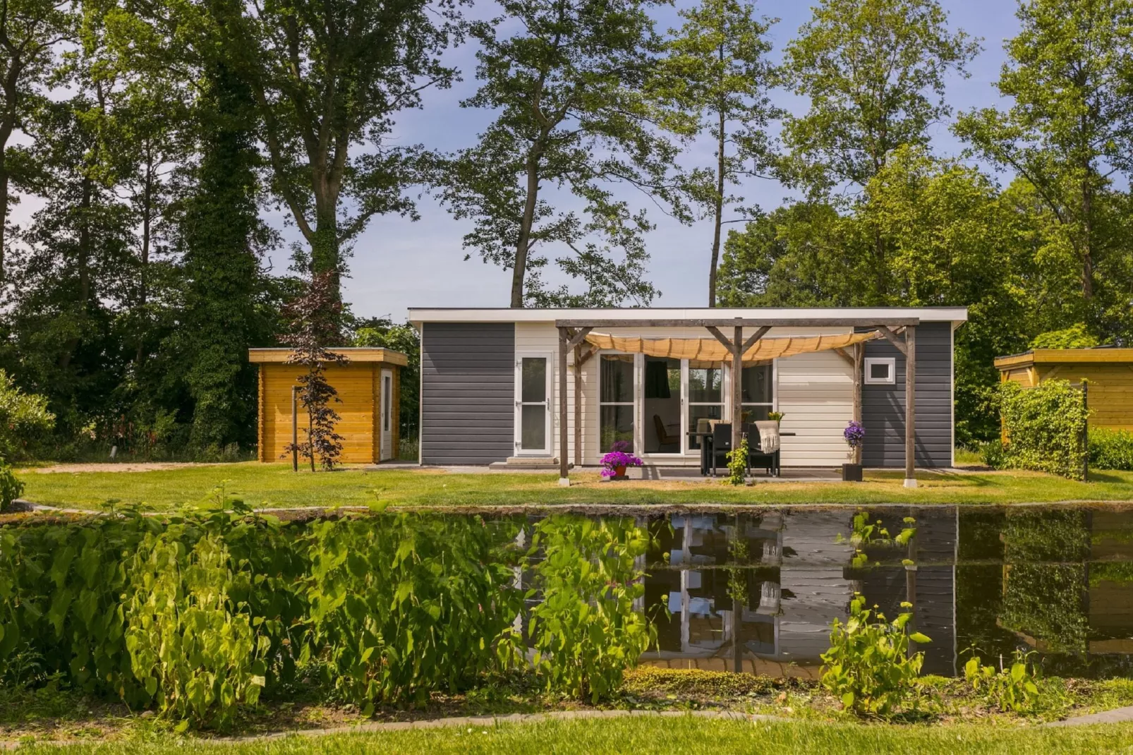 Vakantiepark De Lochemse Berg 2-View summer