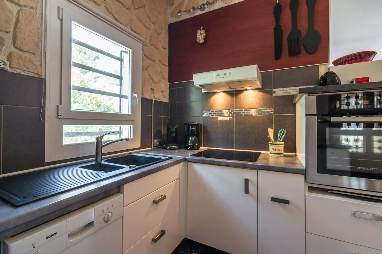 Villa Les Ecureuils-Kitchen