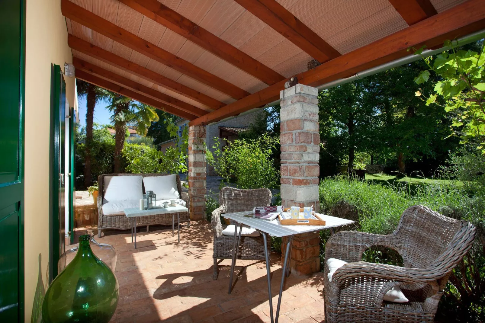 Casa Peronospora-Gardens summer