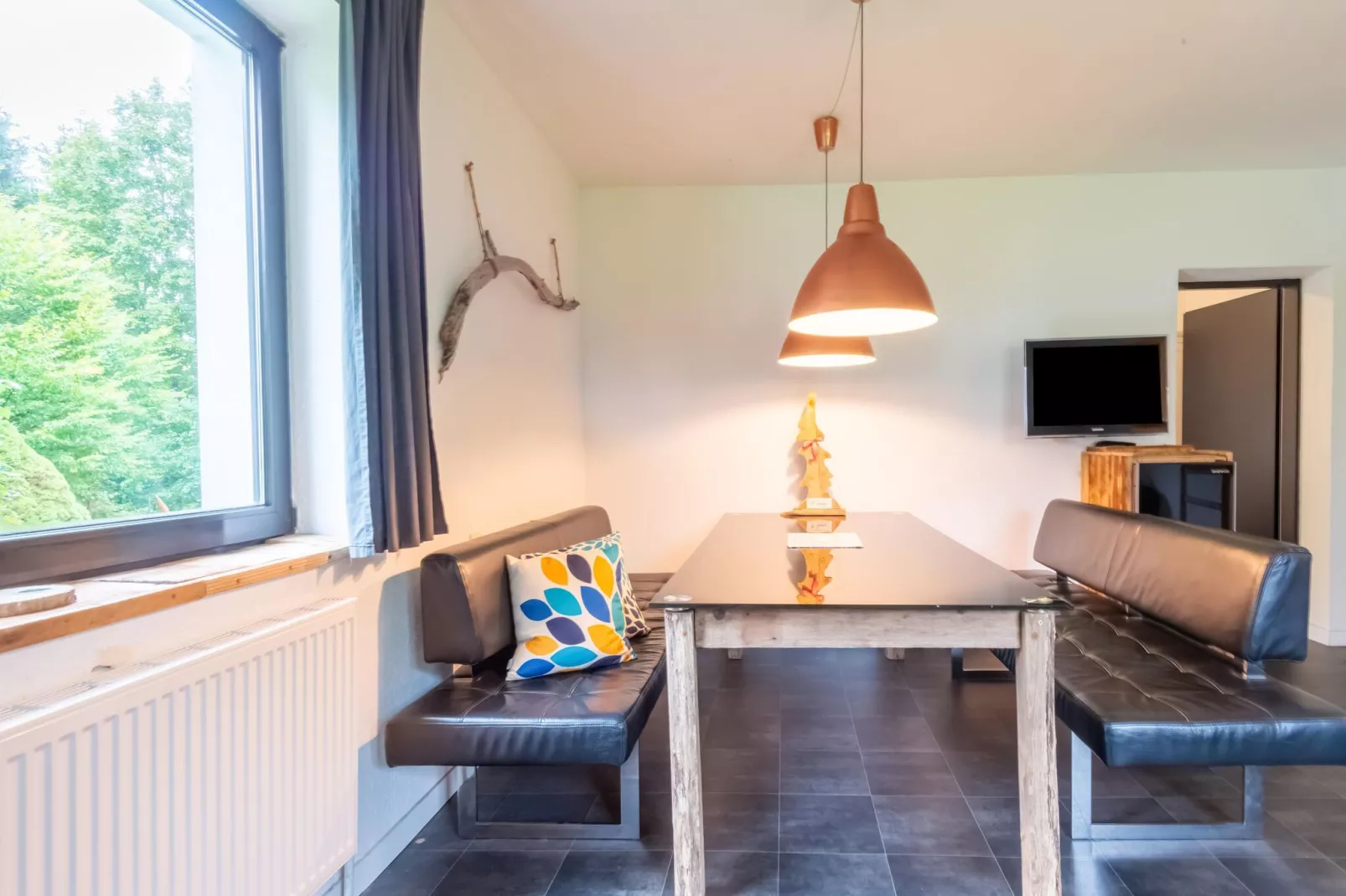 Haus Bergwald TOP 1-Dining room