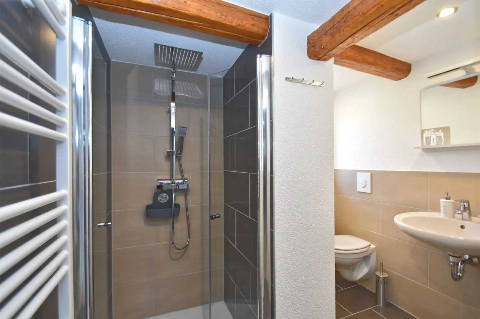 Zur Teufelsmauer-Badezimmer