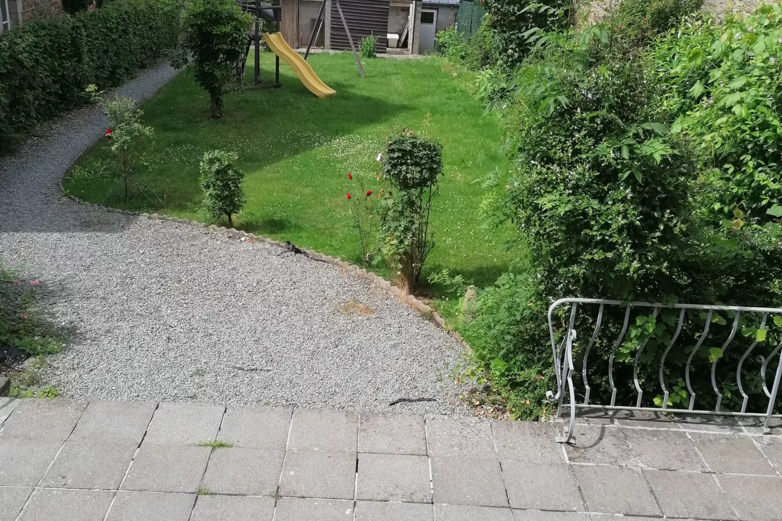 Le Gite de Saint Gilles-Außenbereich Sommer