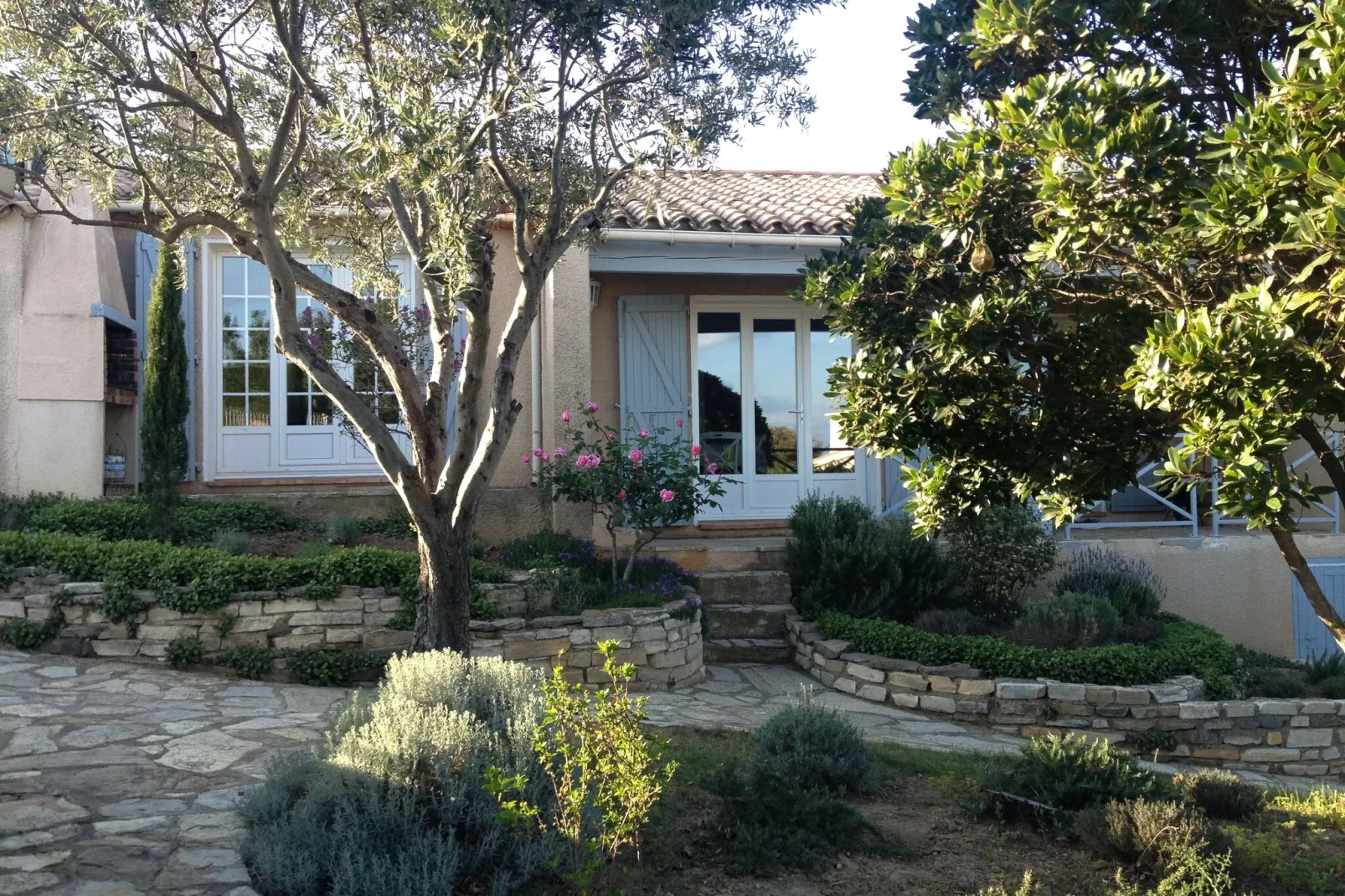 Villa Les Etangs-Exterior summer