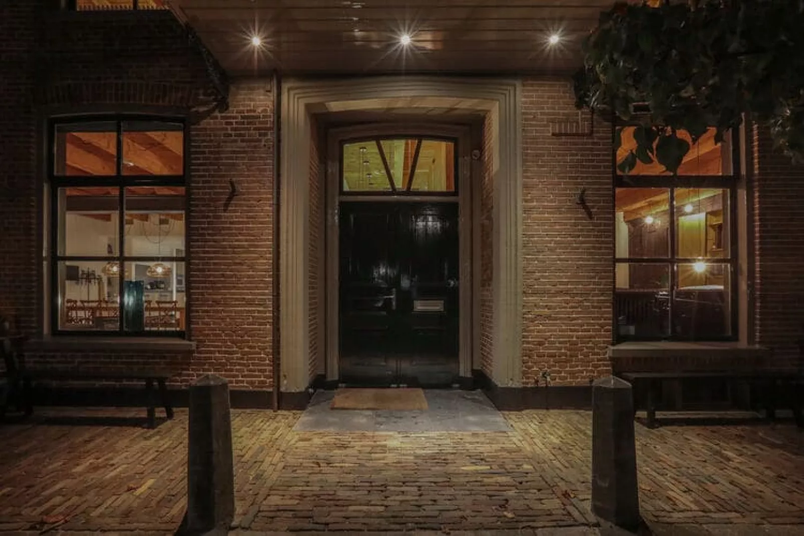 'Herberg De Waard van Ternaard'-Exterior summer