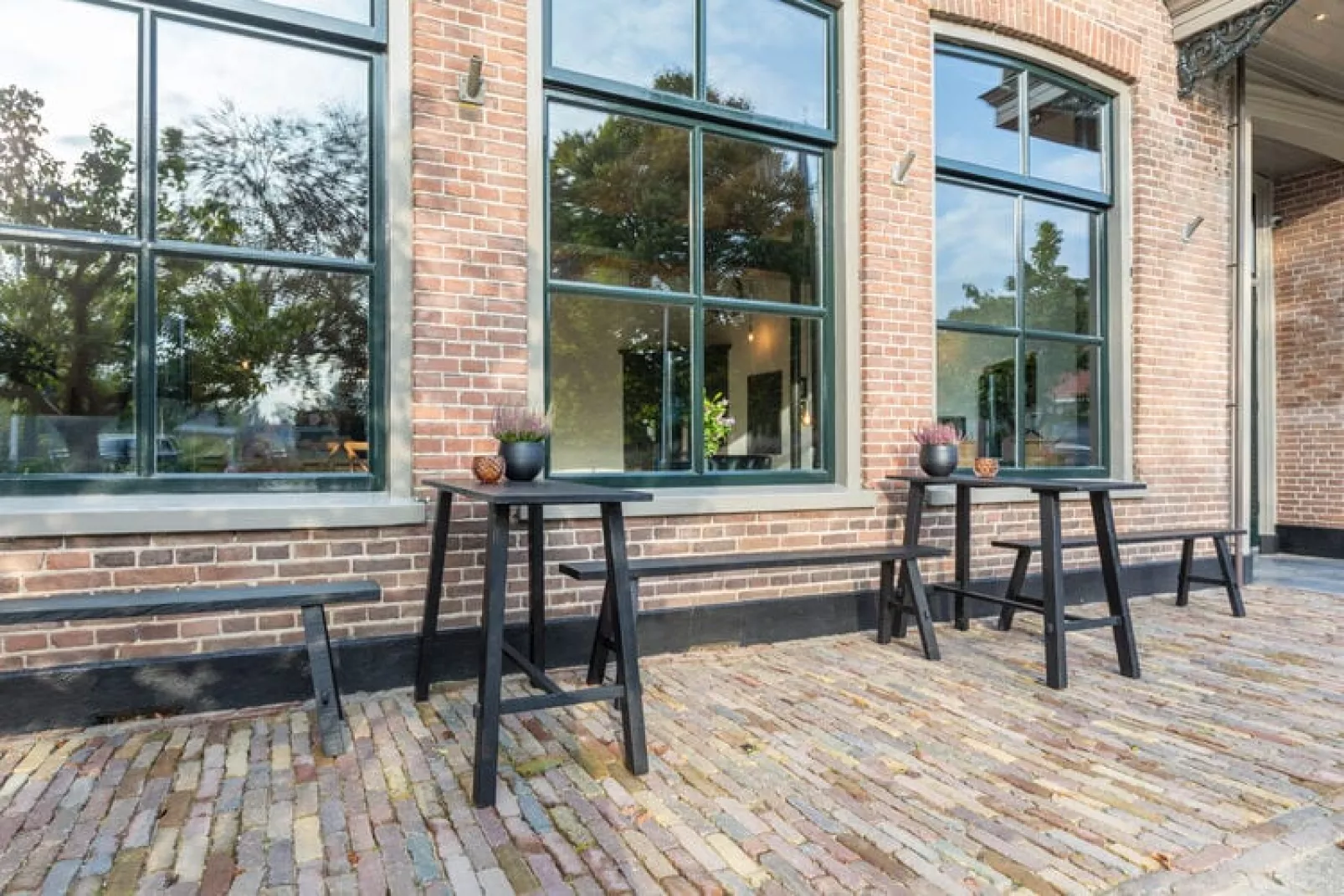 'Herberg De Waard van Ternaard'-Exterior summer