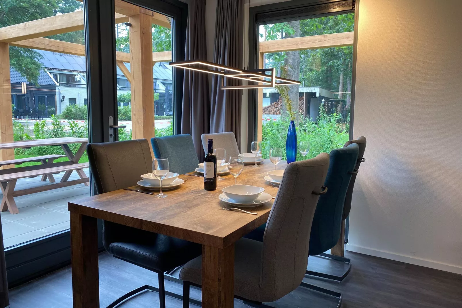 Hart van Ruighenrode - H552-Dining room
