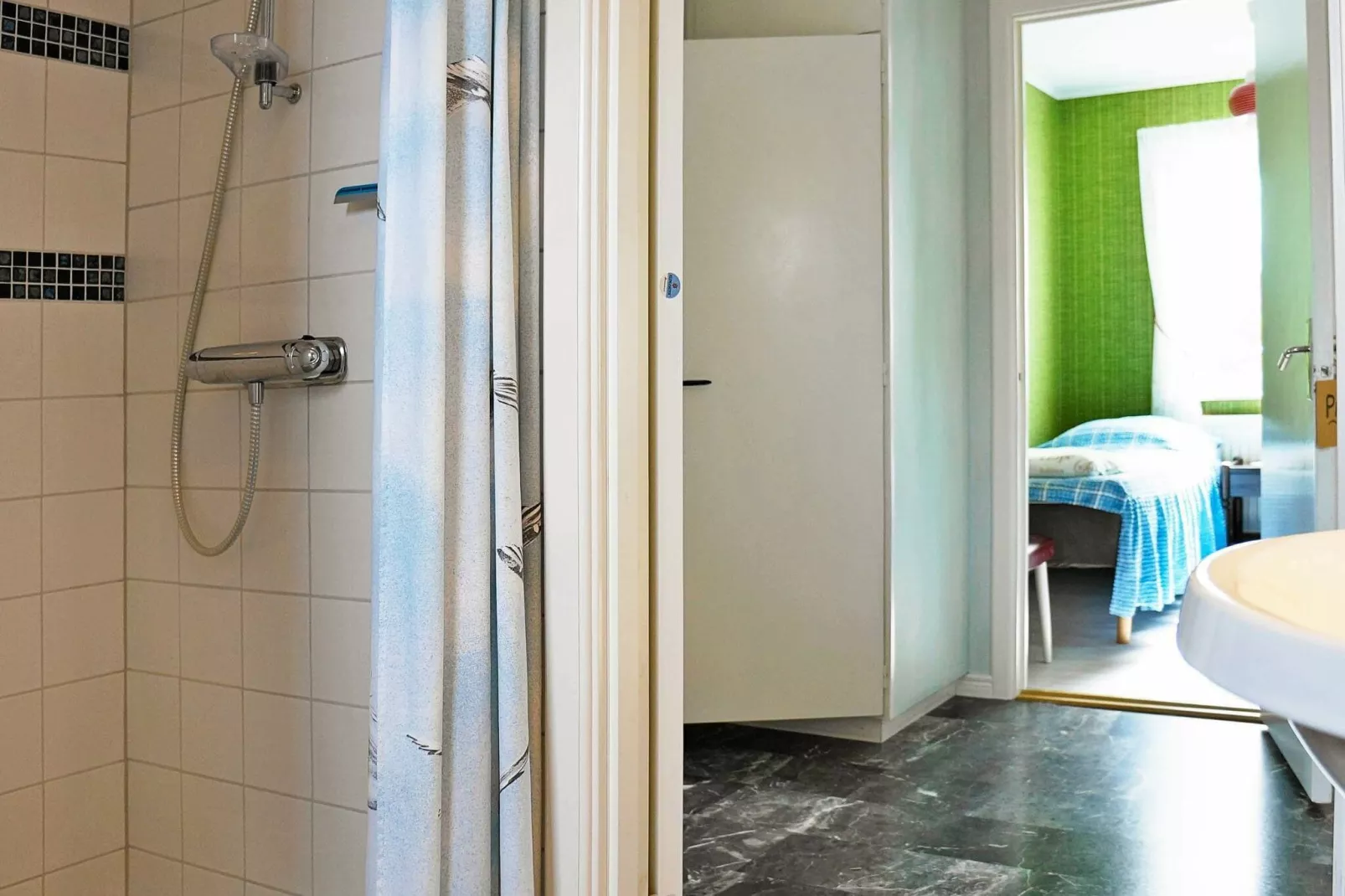 4 person holiday home in Skärhamn-By Traum-Indoor