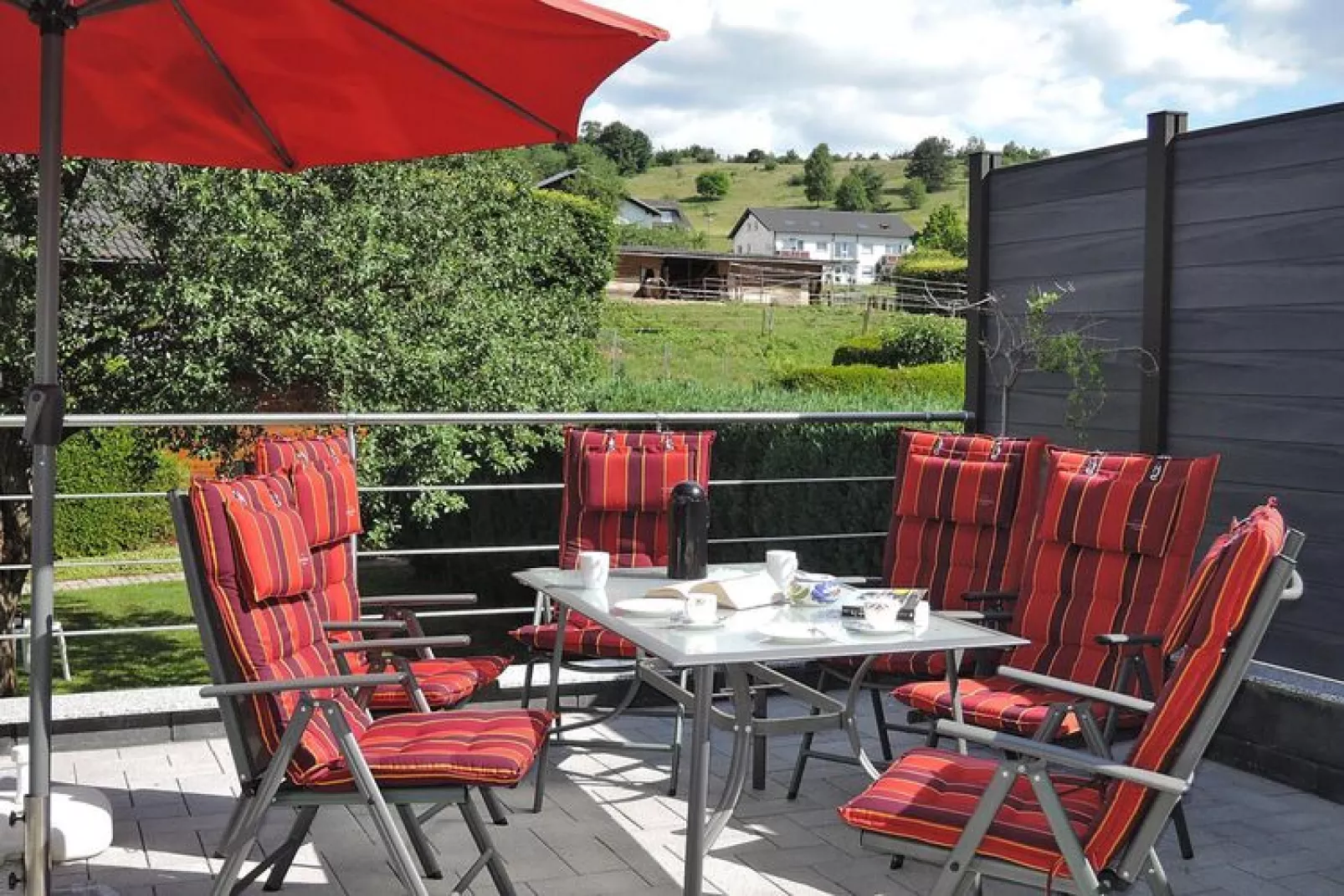 Zaunkönig-Terrace