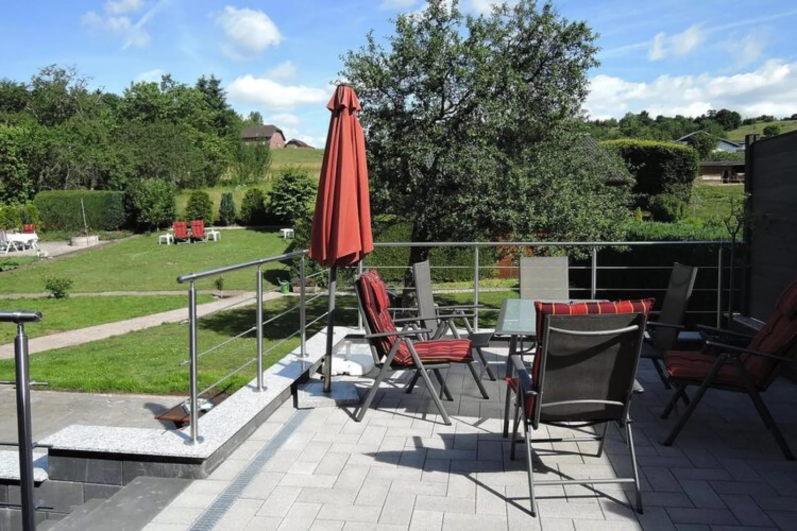 Zaunkönig-Terrace