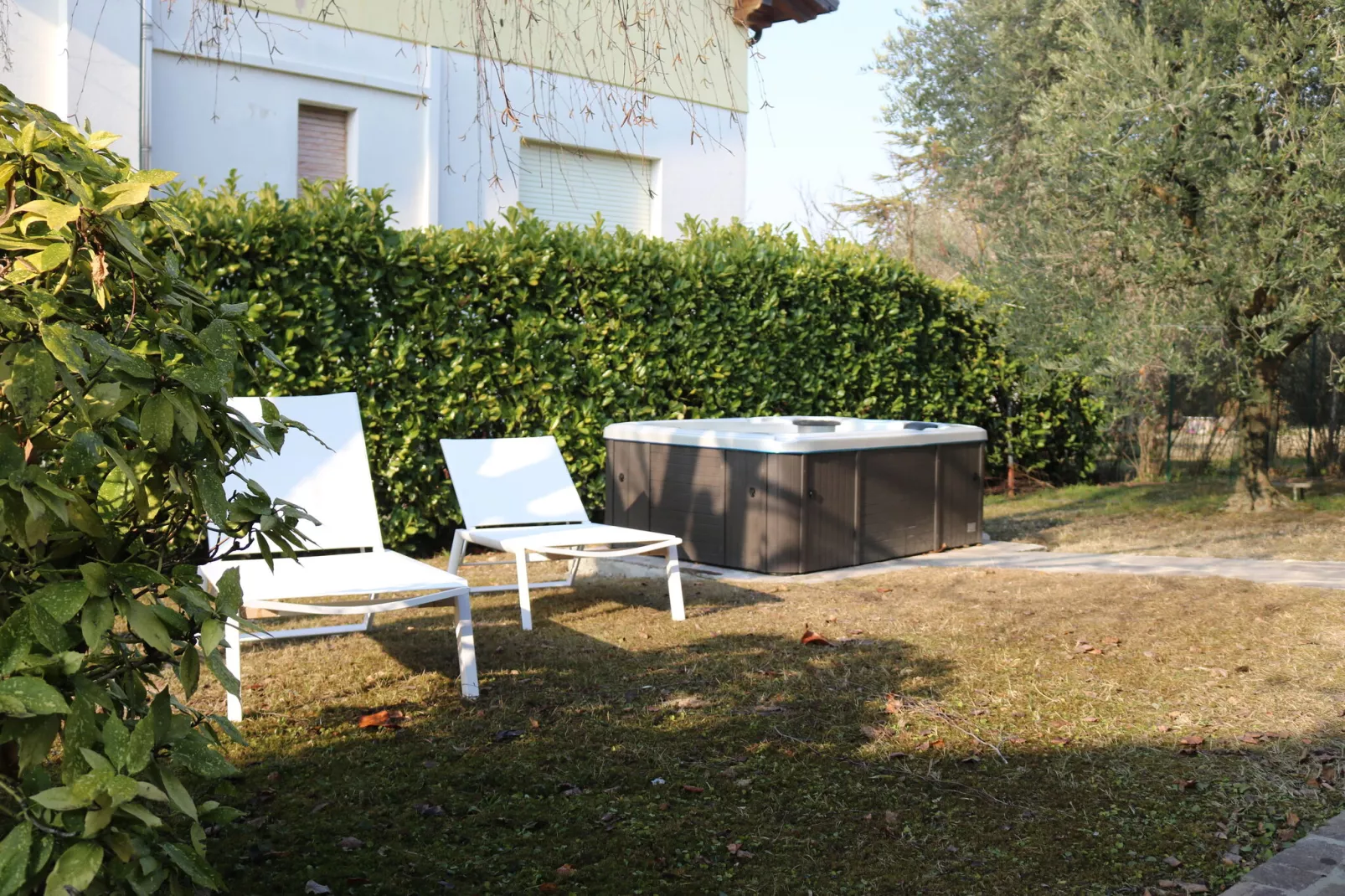 Villetta Carla-Gardens summer