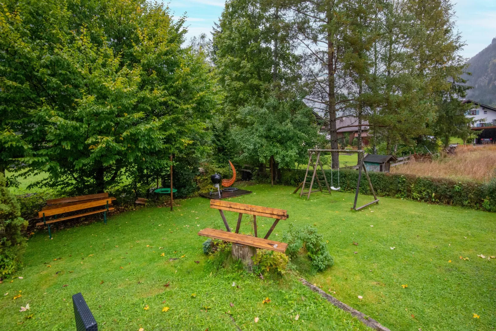 Haus Bergwald TOP 2-Gardens summer