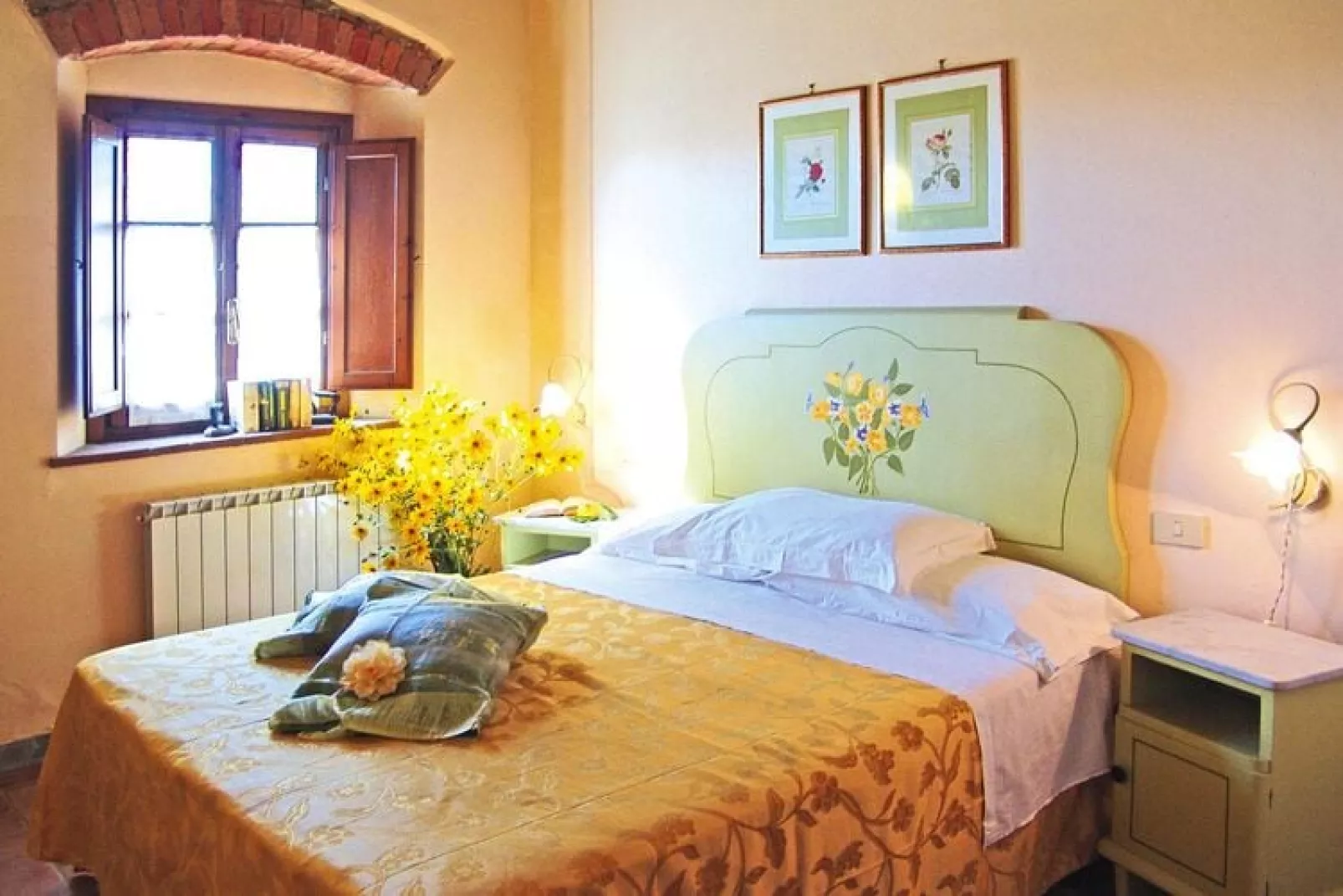 Agri-tourism Poggio al Sole Vinci Type Girasole