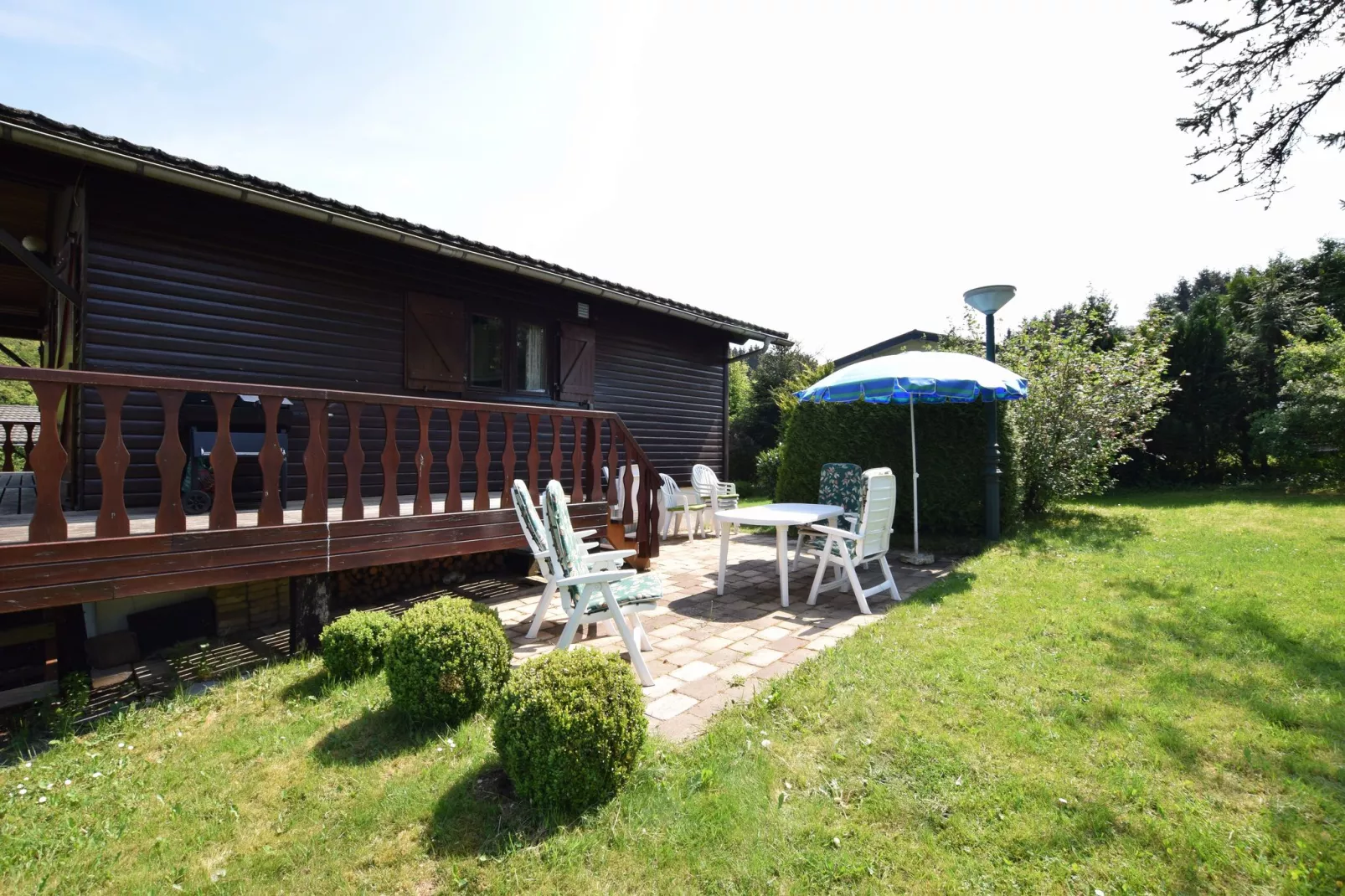 Le Chalet de Cherapont-Gardens summer