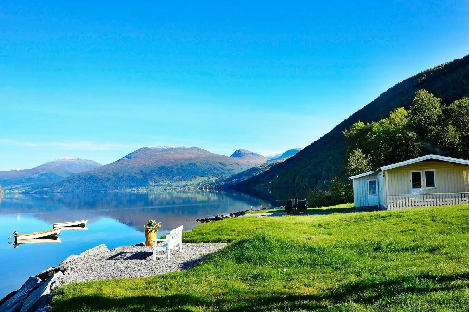 37341 (NEDERSTE HYTTE NR. 2)-Water view