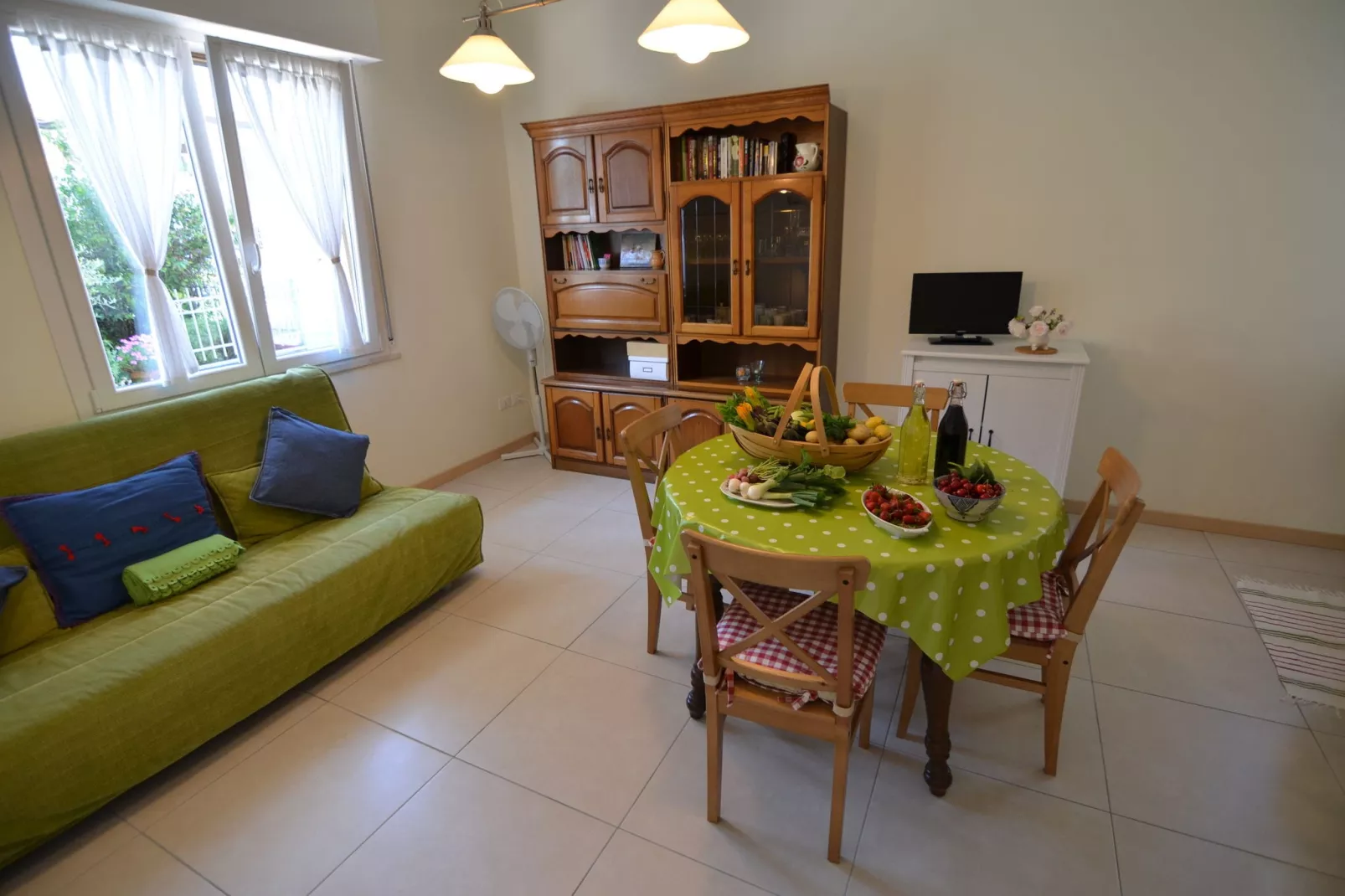 Venturi Olive-Living room