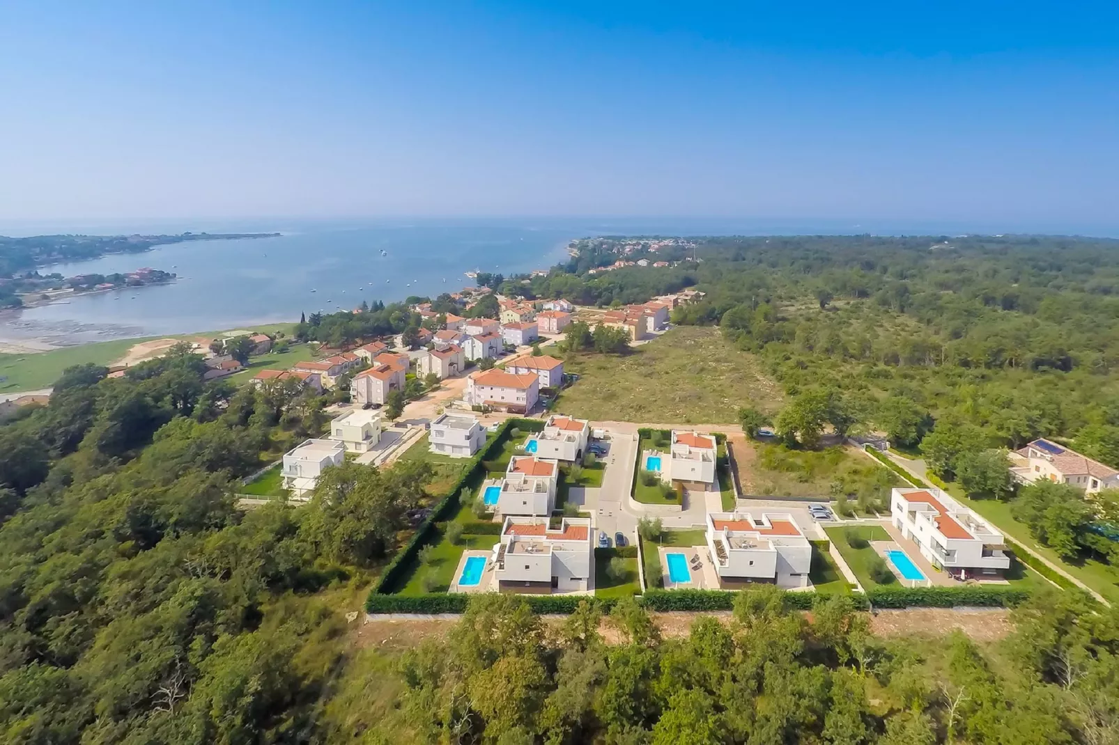 Villa Amaris-Areas summer 1km