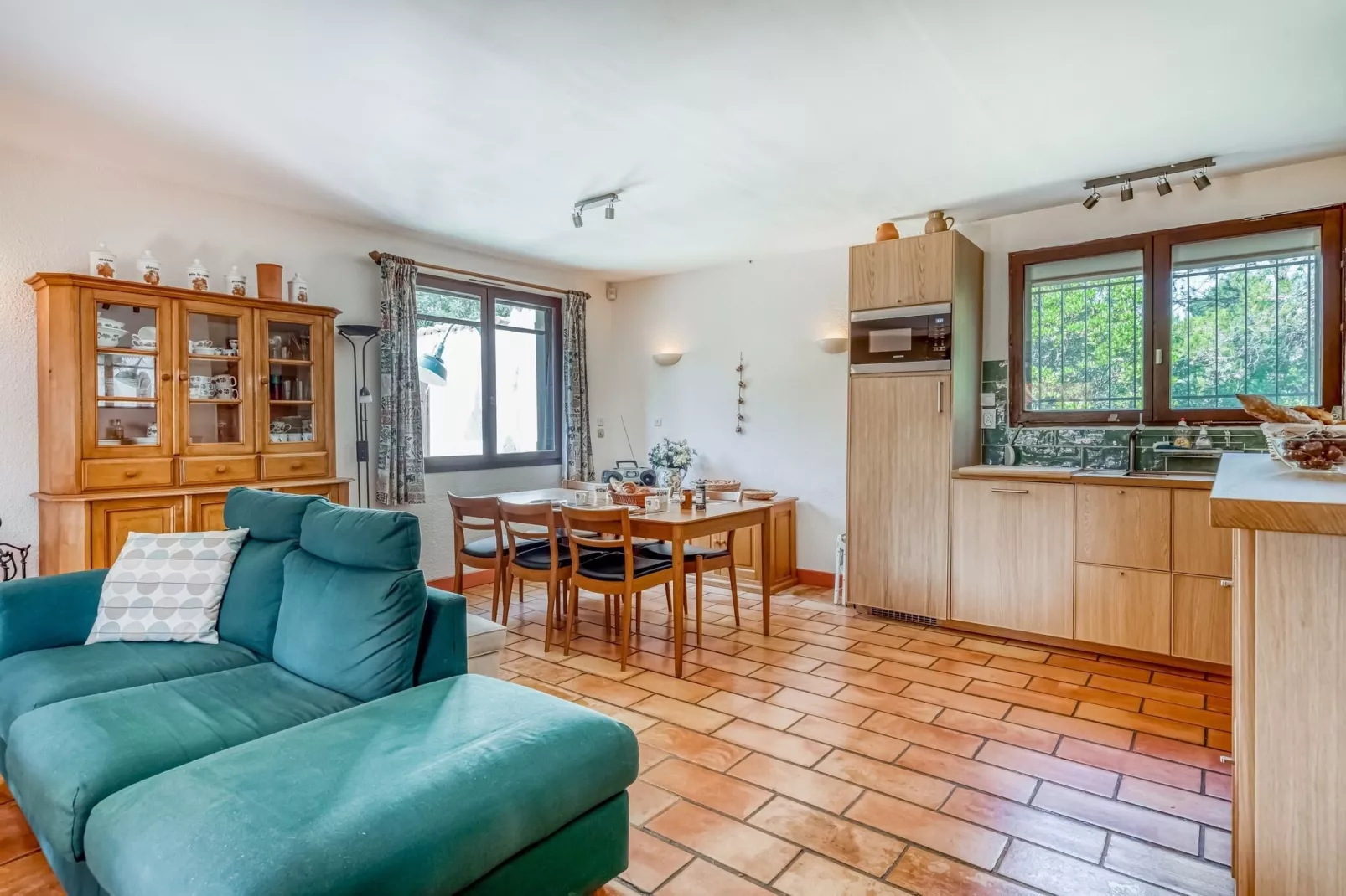 La Tinasse-Living room