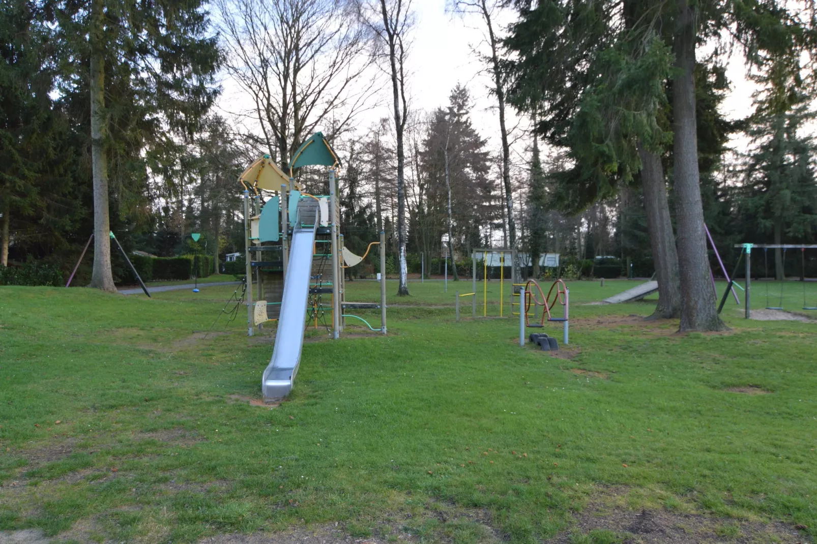 Recreatiebospark de Reehorst 2-Parkeinrichtungen