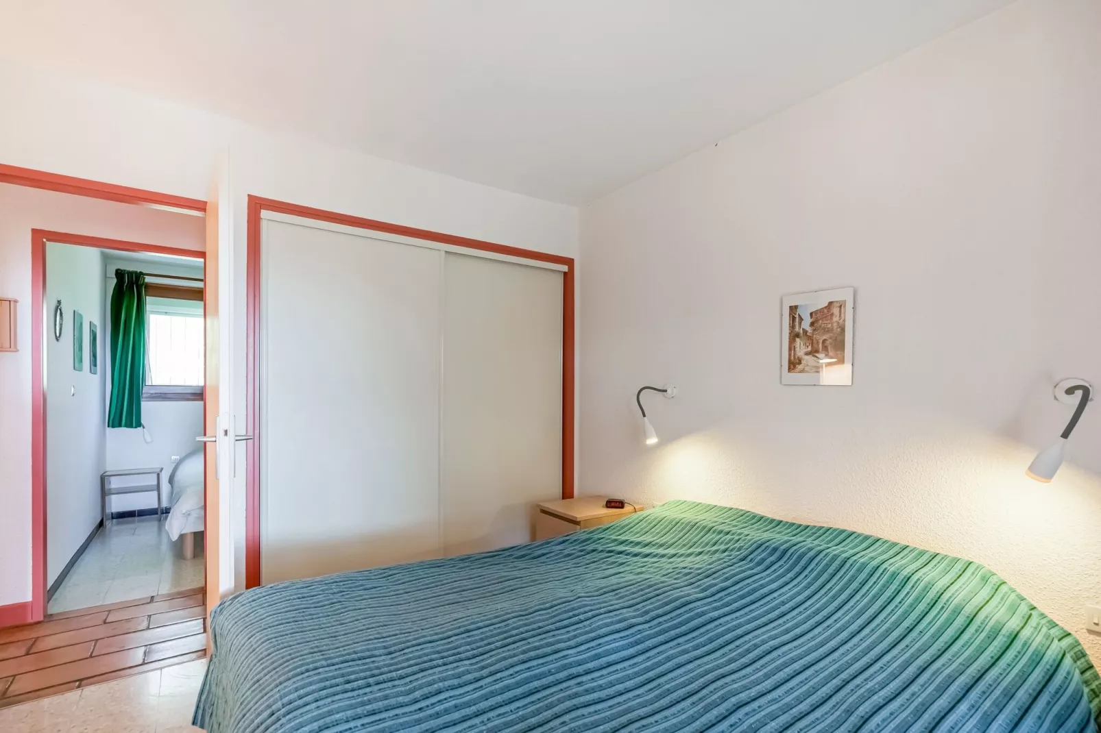 La Tinasse-Bedroom