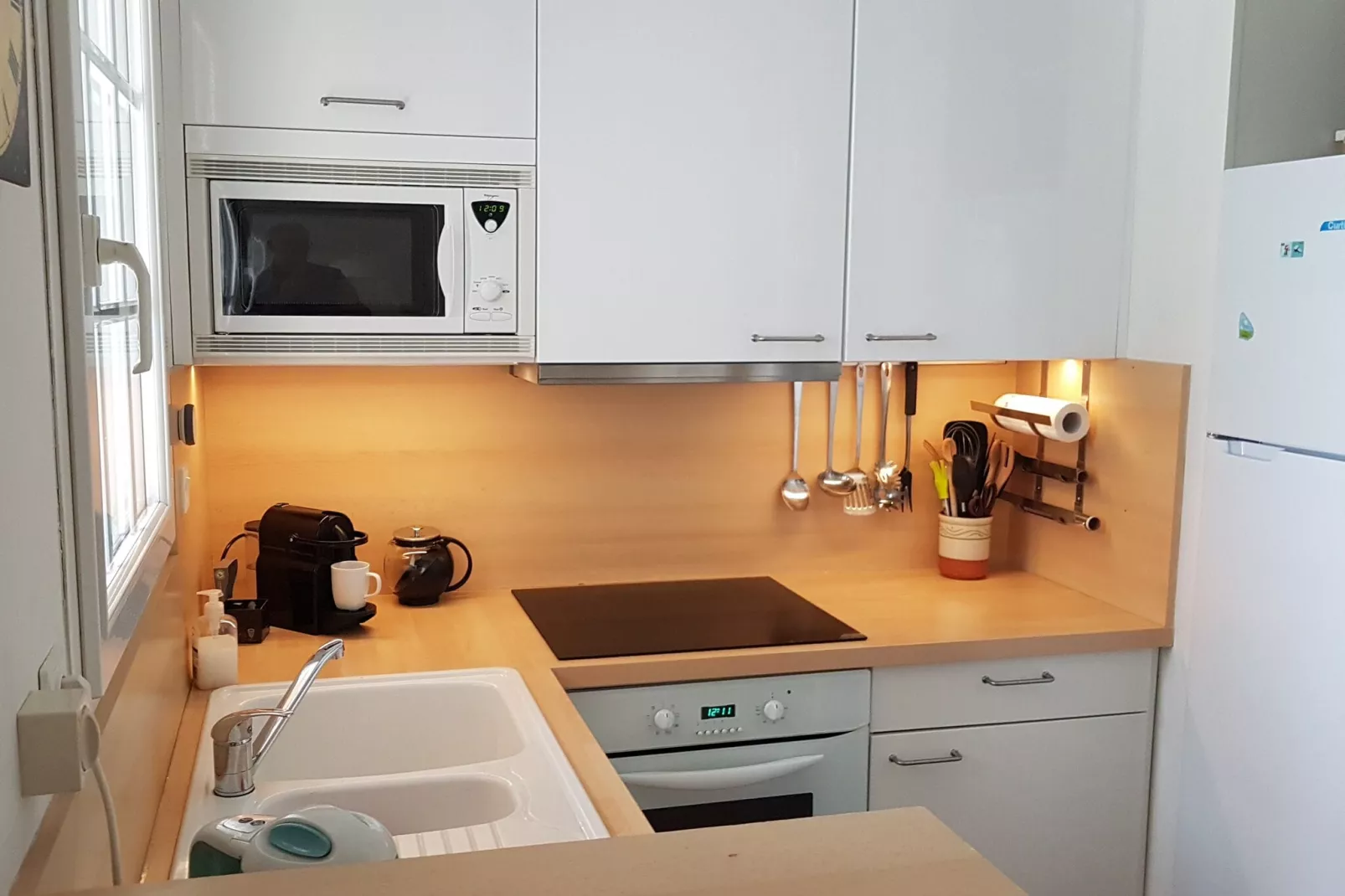Bourg Est 2-Kitchen