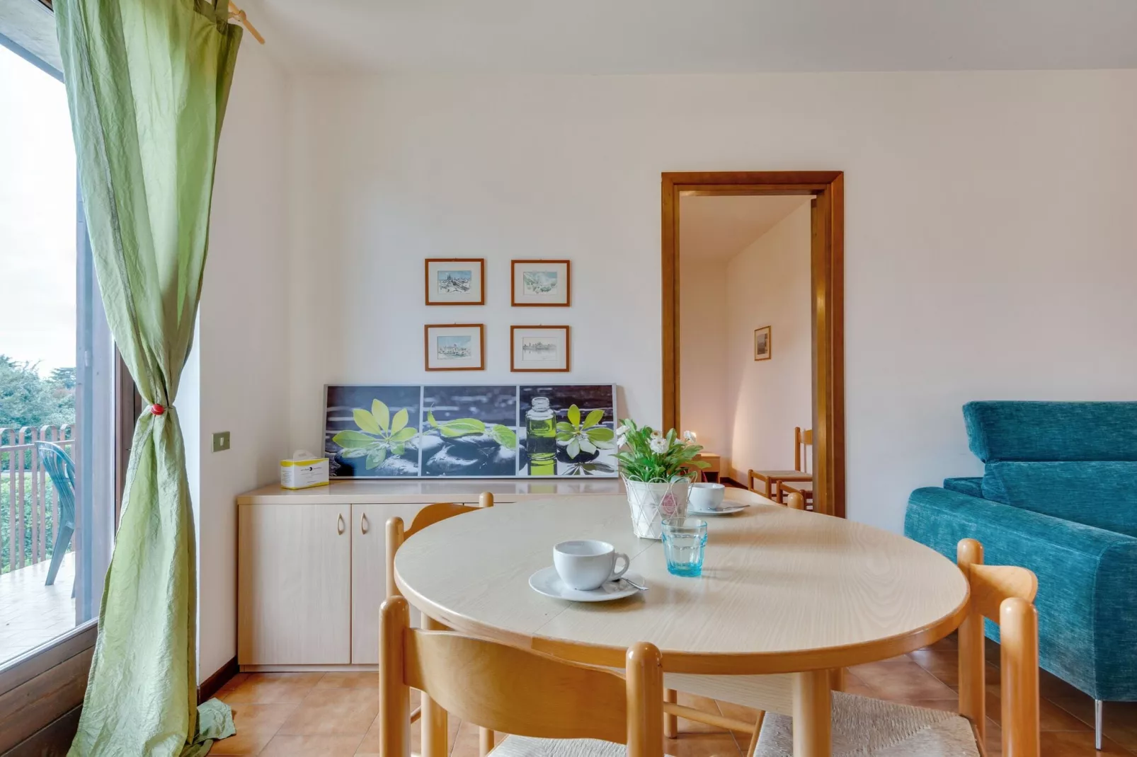 Sole del Garda V7-Living room