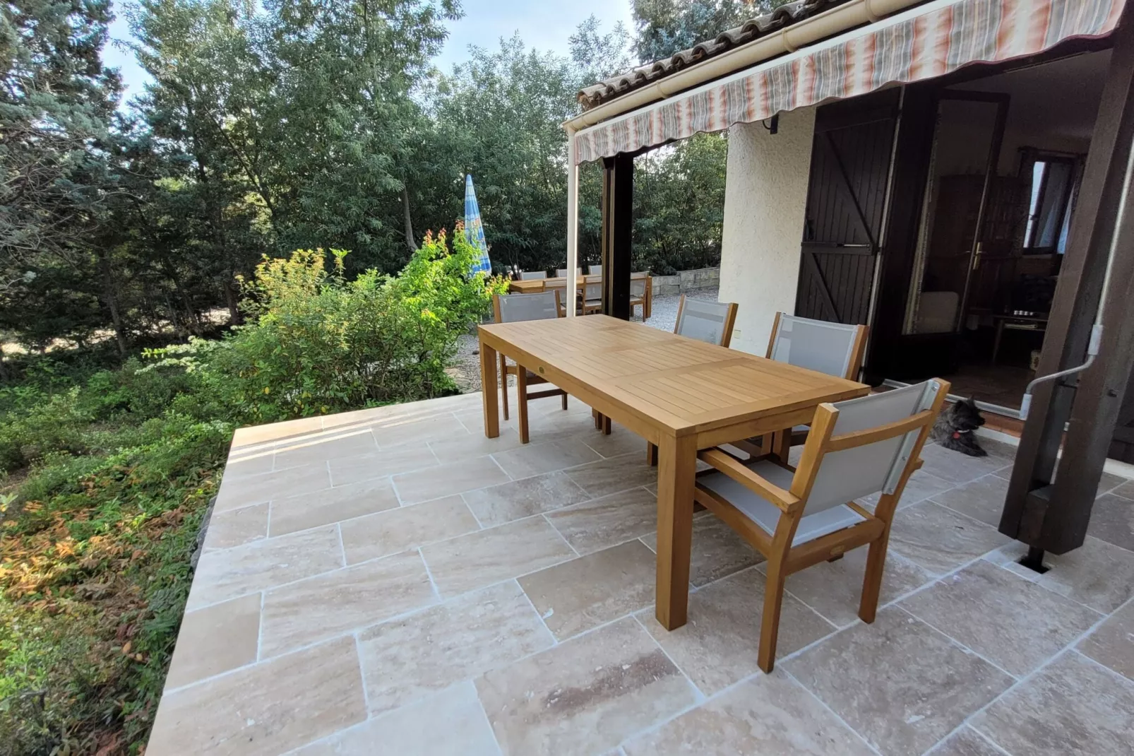 La Tinasse-Exterior summer