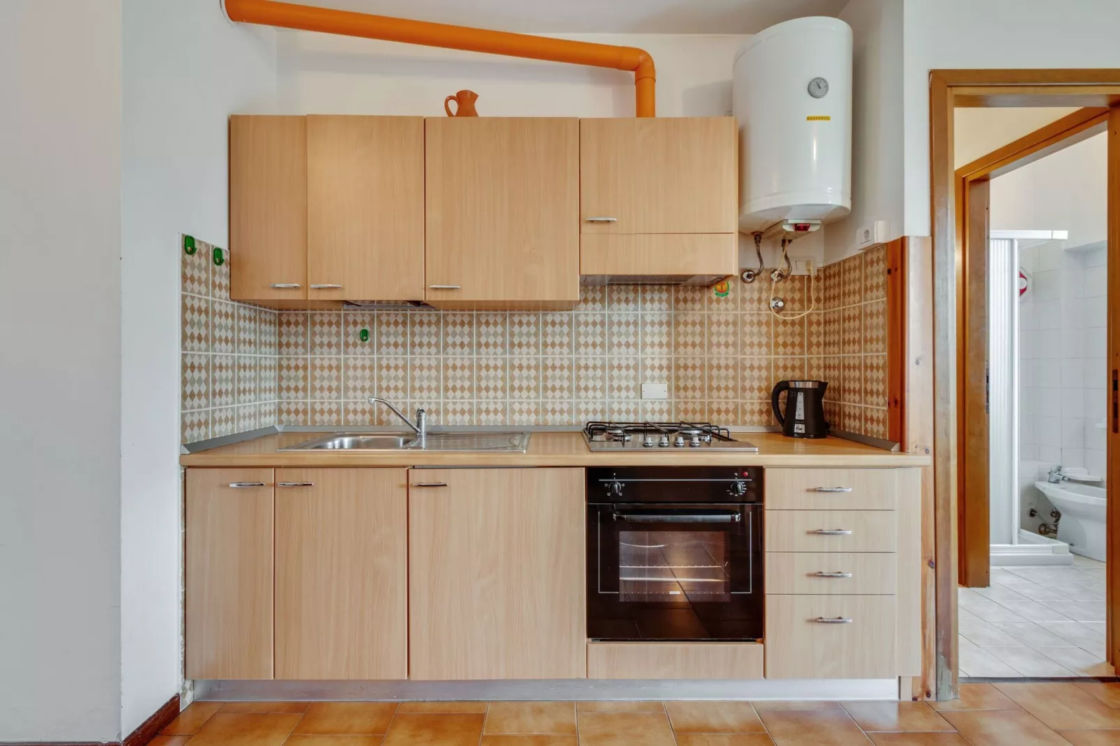 Sole del Garda V7-Kitchen